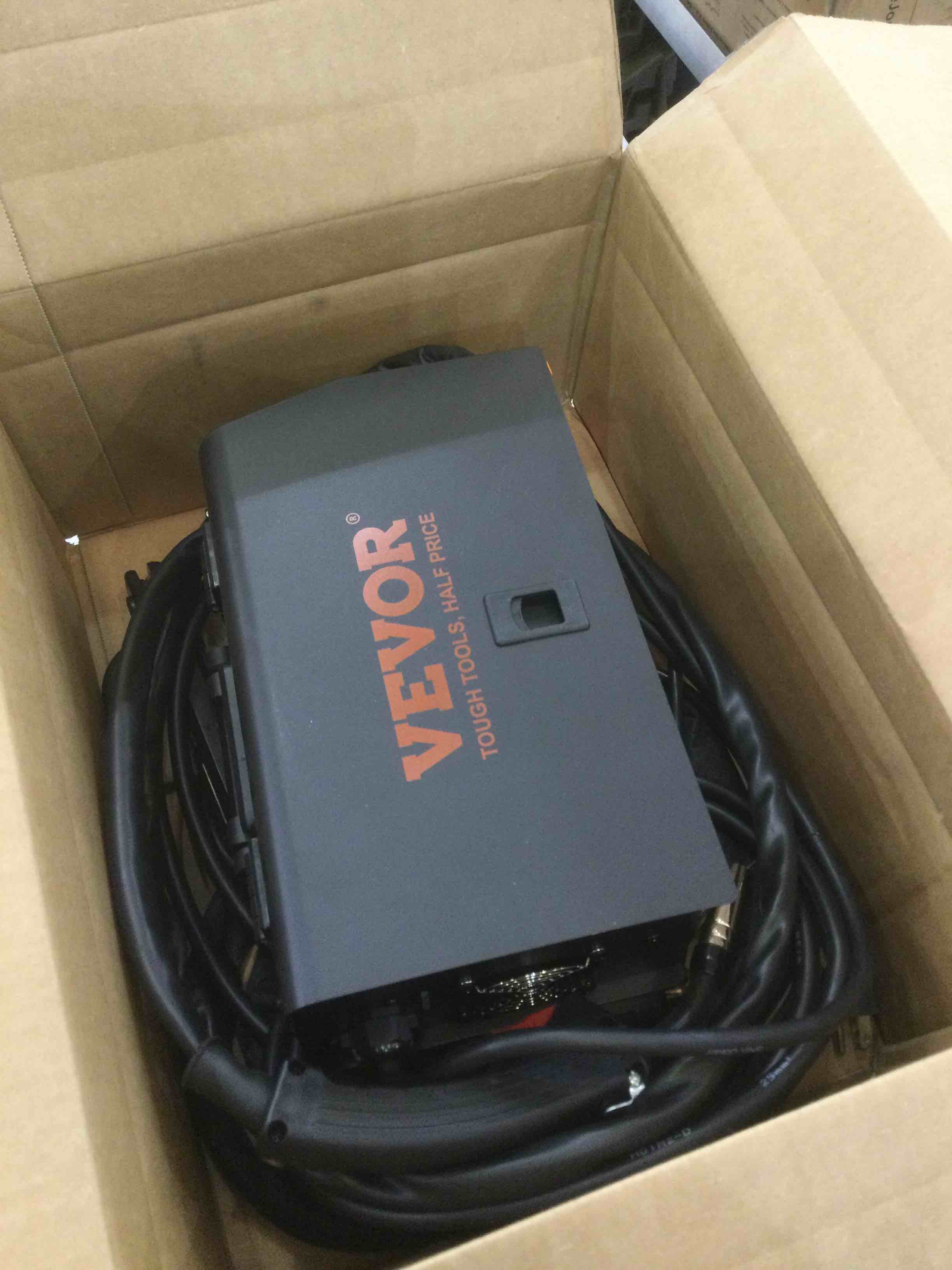 https://s3.amazonaws.com/lotting-images-prod/BargainHunt/EXS01702735_1713897712922.jpeg