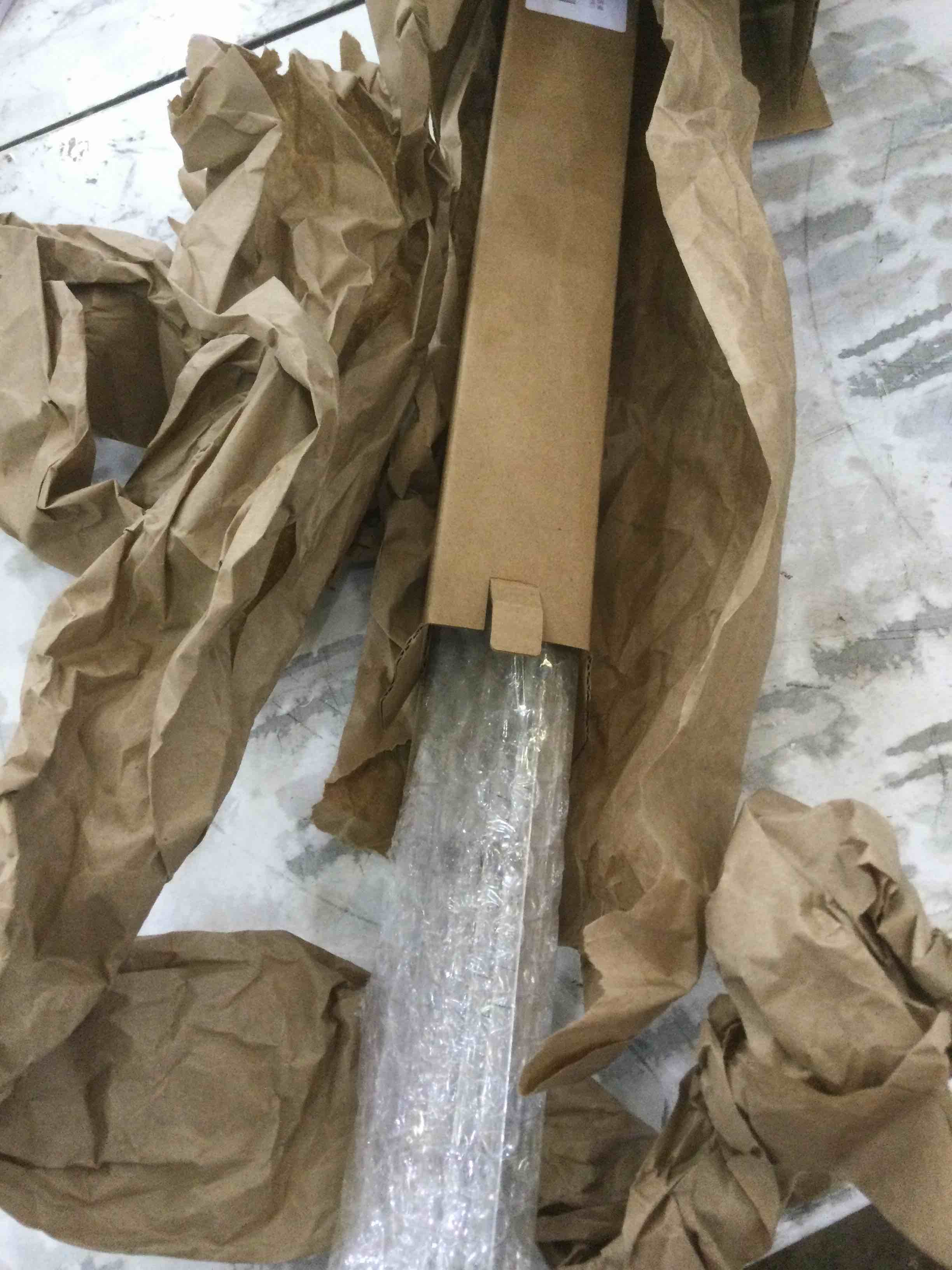 https://s3.amazonaws.com/lotting-images-prod/BargainHunt/EXS01702861_1714059490587.jpeg