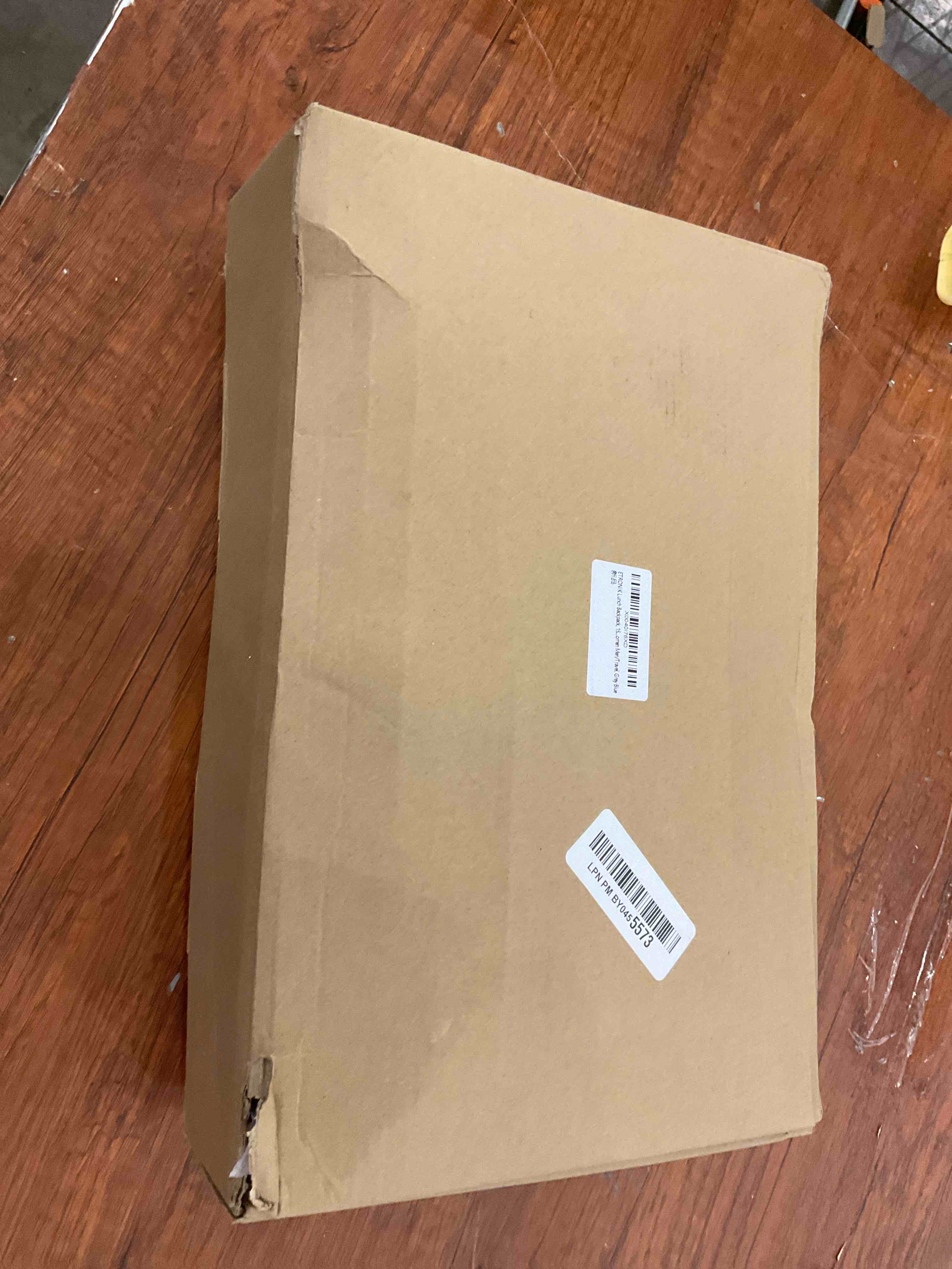 https://s3.amazonaws.com/lotting-images-prod/BargainHunt/EXS01703083_1713467252580.jpeg