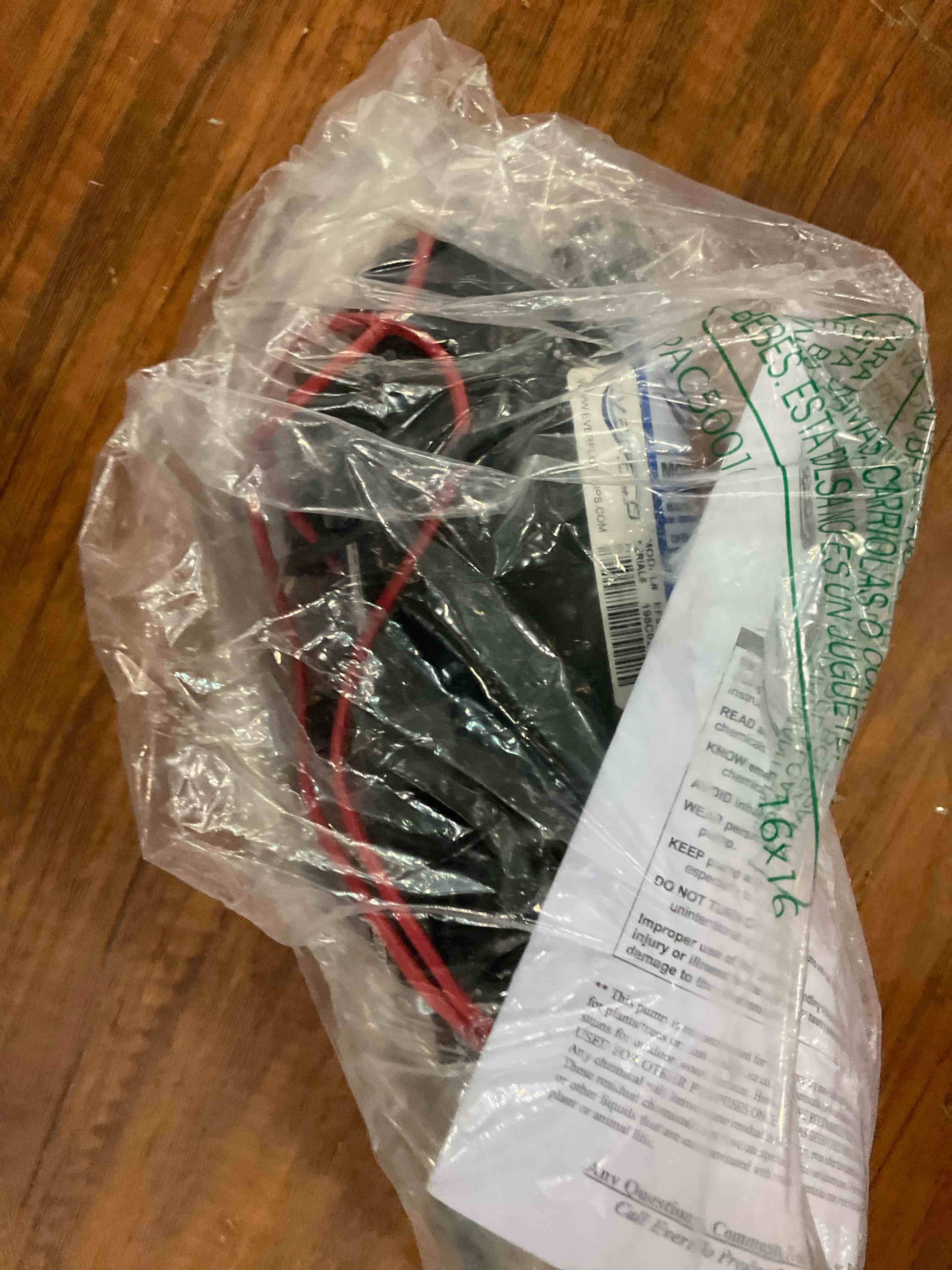 https://s3.amazonaws.com/lotting-images-prod/BargainHunt/EXS01703105_1713530113203.jpeg