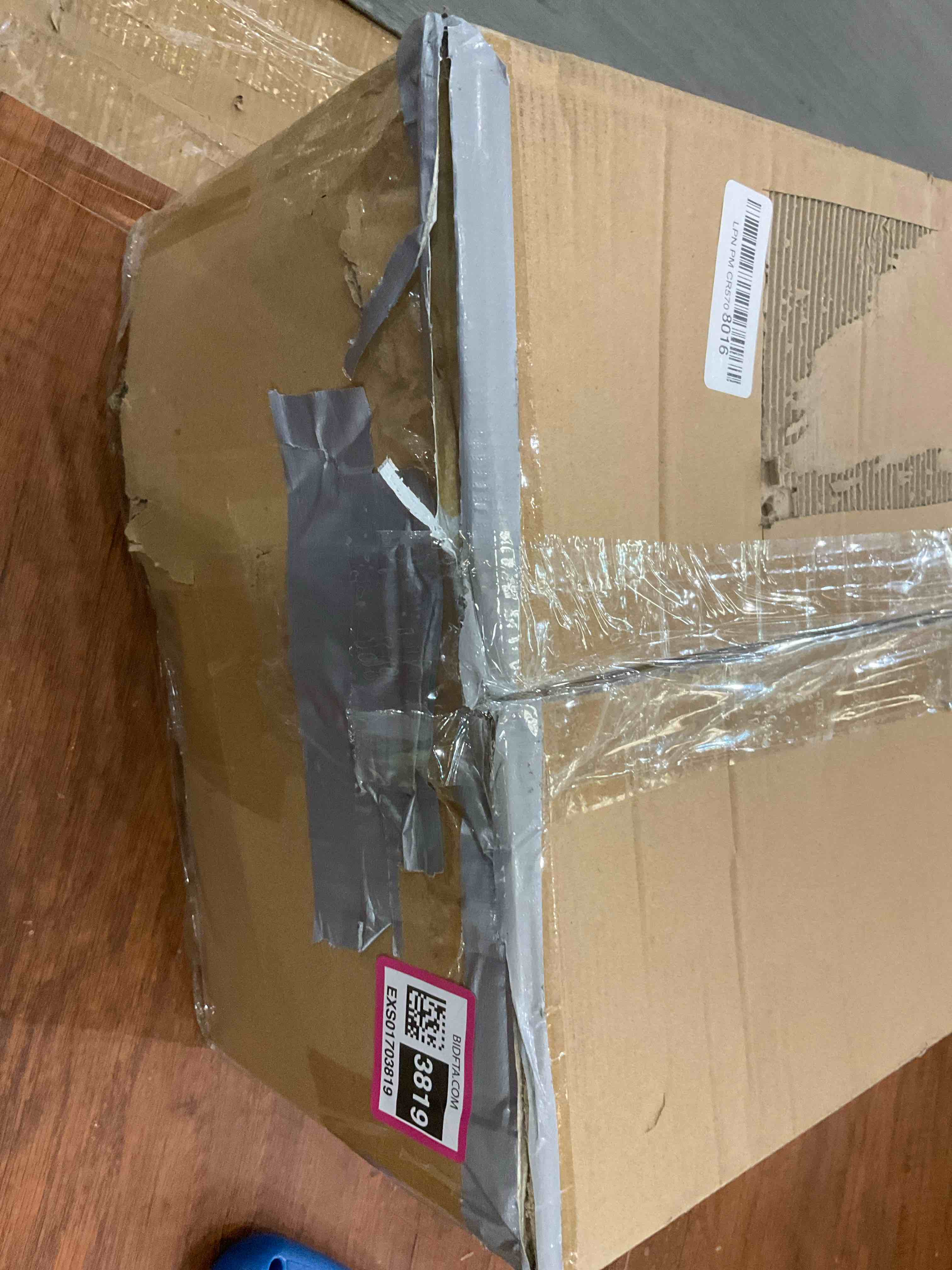 https://s3.amazonaws.com/lotting-images-prod/BargainHunt/EXS01703819_1713374202361.jpeg