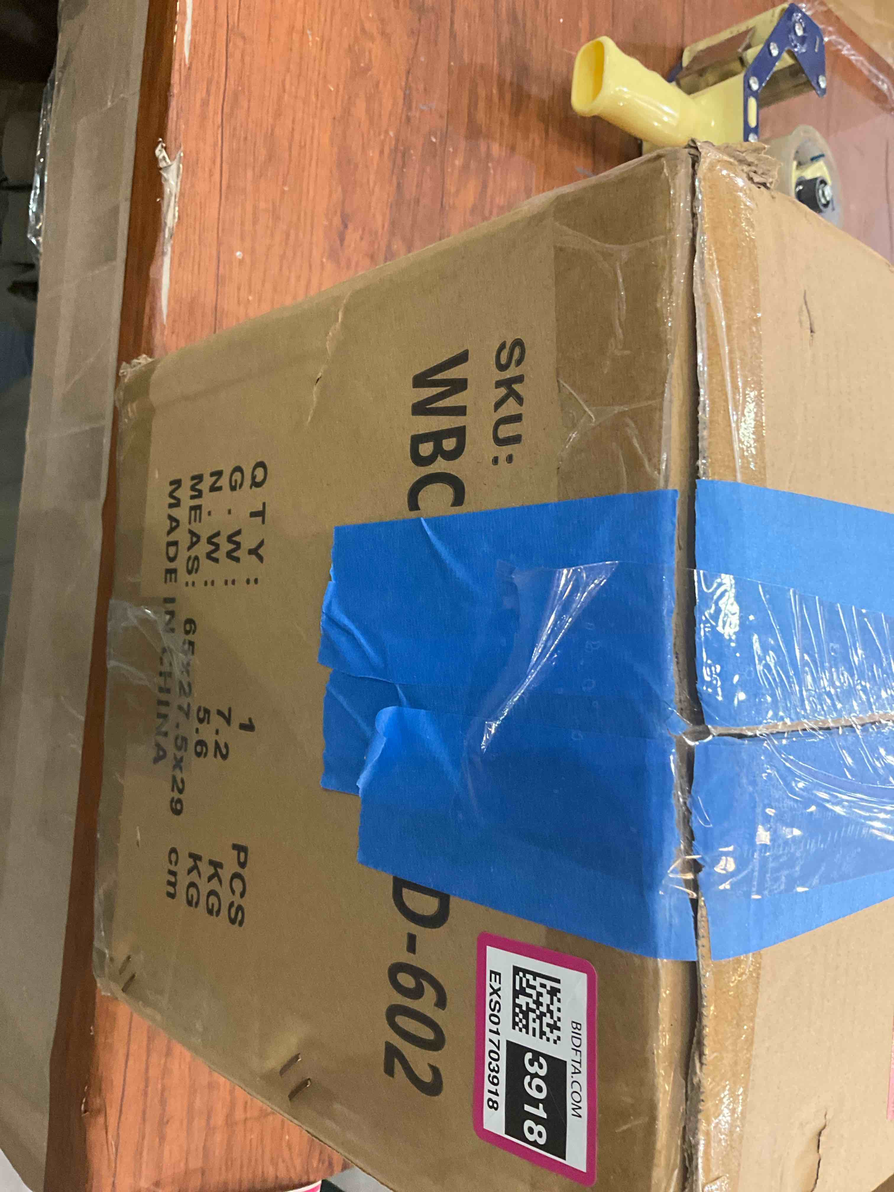 https://s3.amazonaws.com/lotting-images-prod/BargainHunt/EXS01703918_1713459252122.jpeg