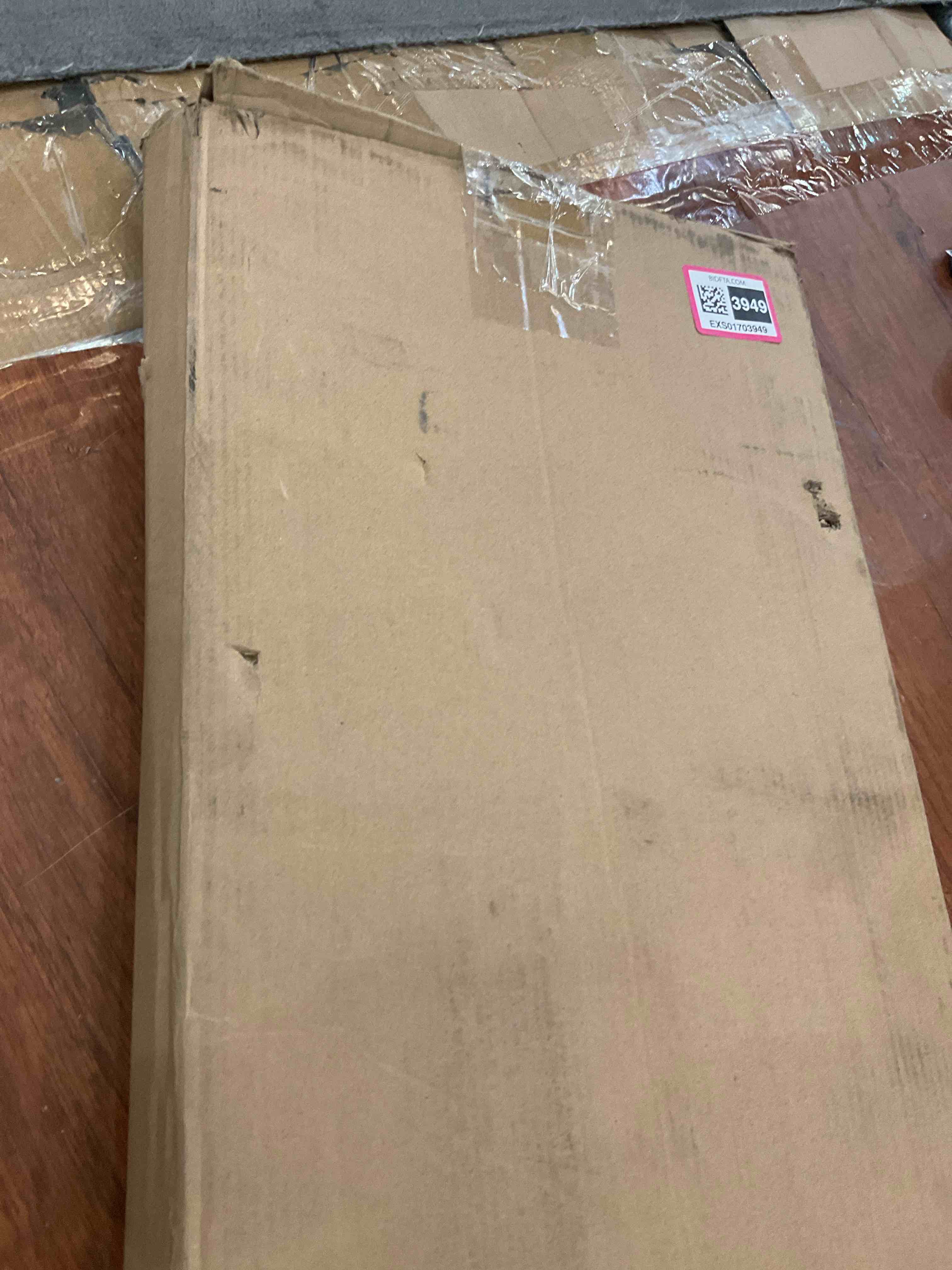 https://s3.amazonaws.com/lotting-images-prod/BargainHunt/EXS01703949_1713466943065.jpeg