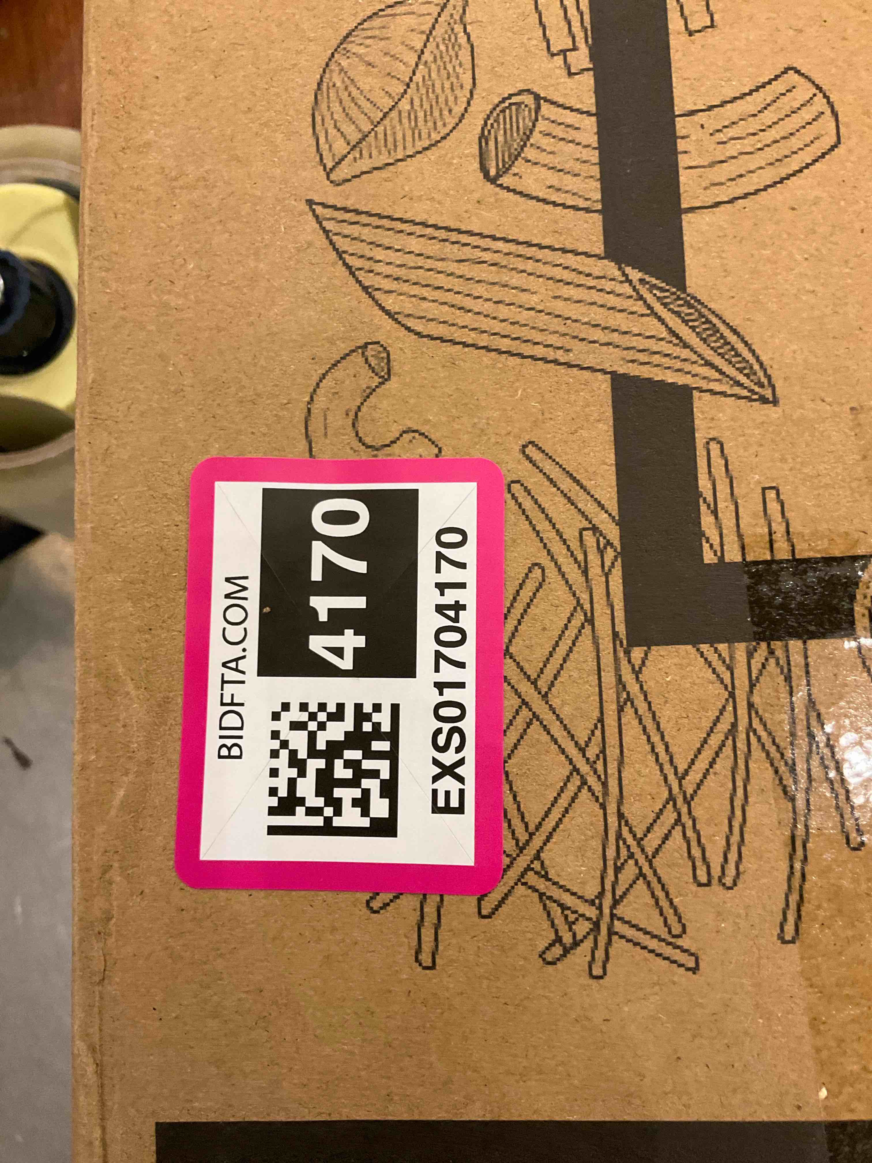 https://s3.amazonaws.com/lotting-images-prod/BargainHunt/EXS01704170_1713368050849.jpeg