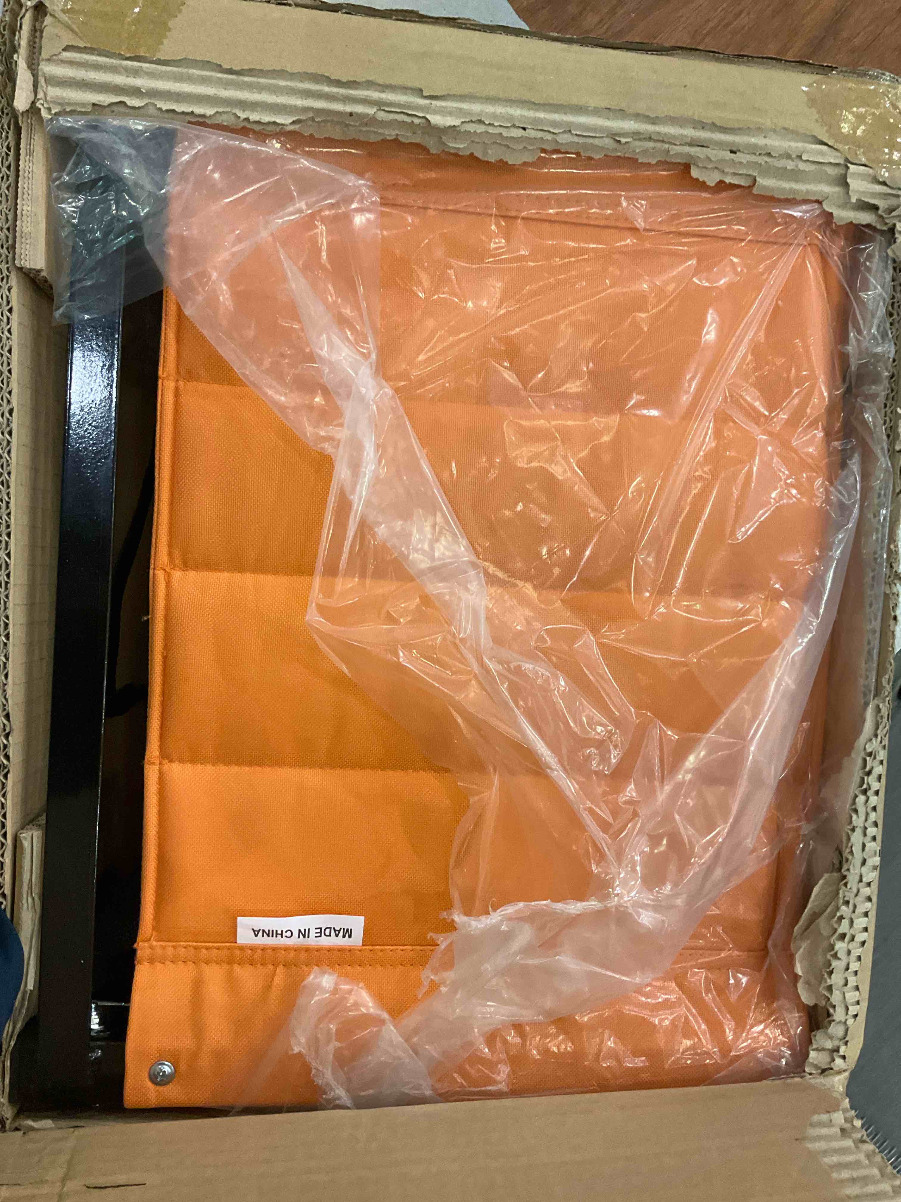 https://s3.amazonaws.com/lotting-images-prod/BargainHunt/EXS01704184_1713372242959.jpeg