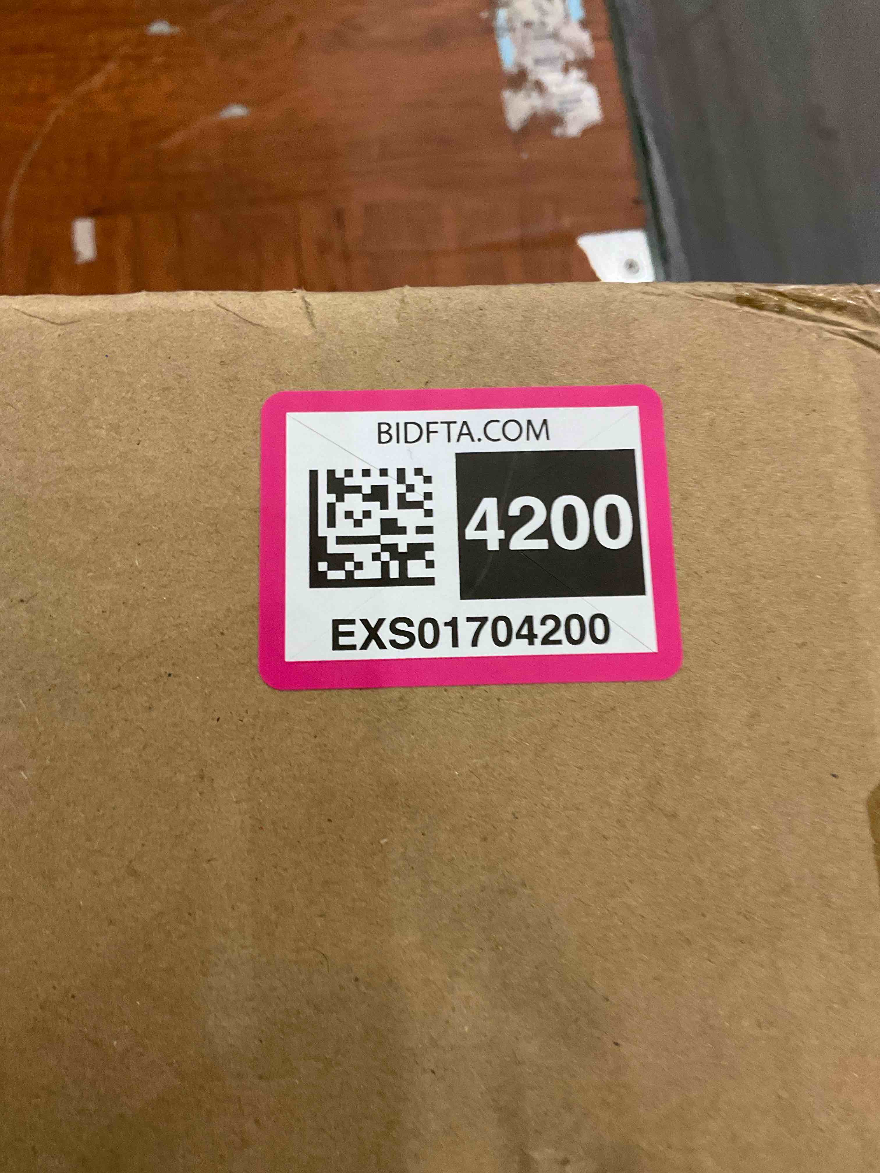 https://s3.amazonaws.com/lotting-images-prod/BargainHunt/EXS01704200_1713373991480.jpeg
