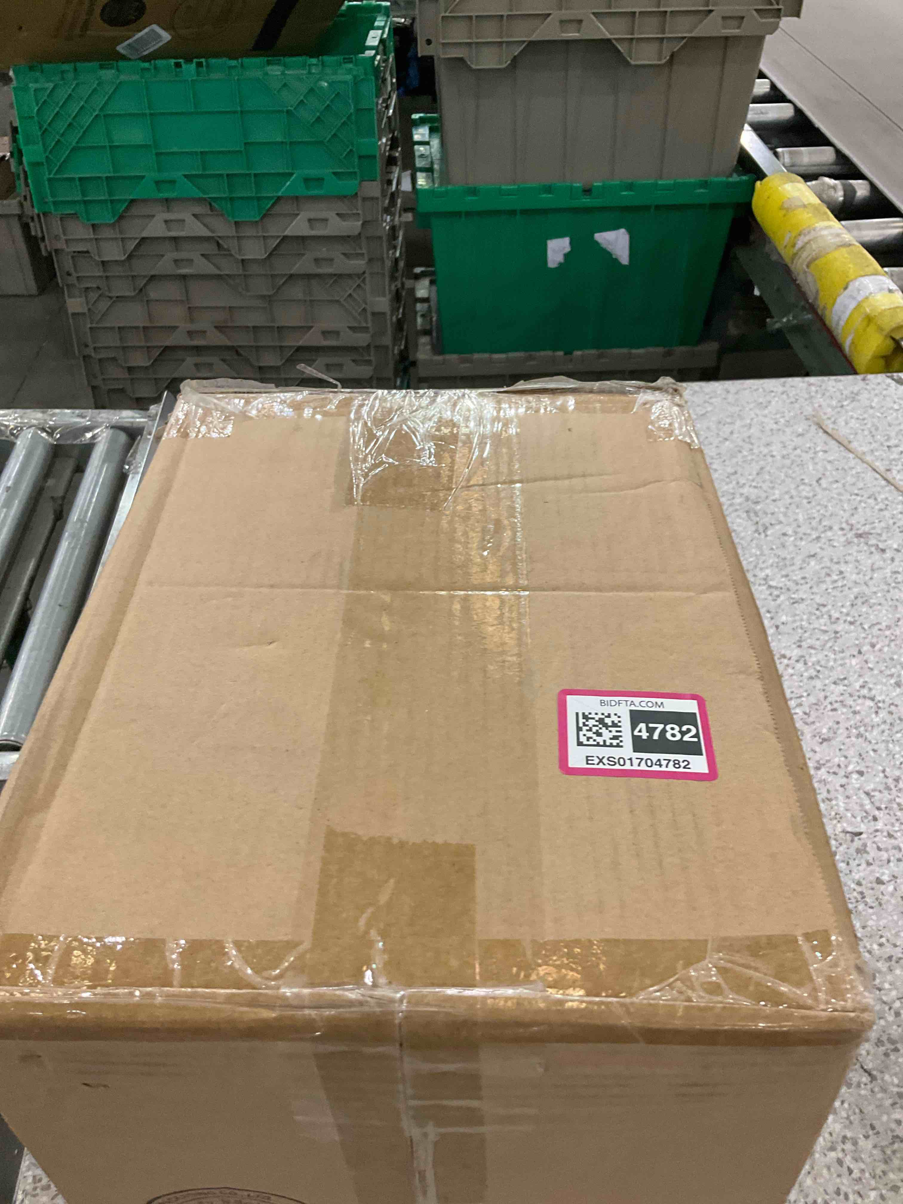 https://s3.amazonaws.com/lotting-images-prod/BargainHunt/EXS01704782_1714572530715.jpeg