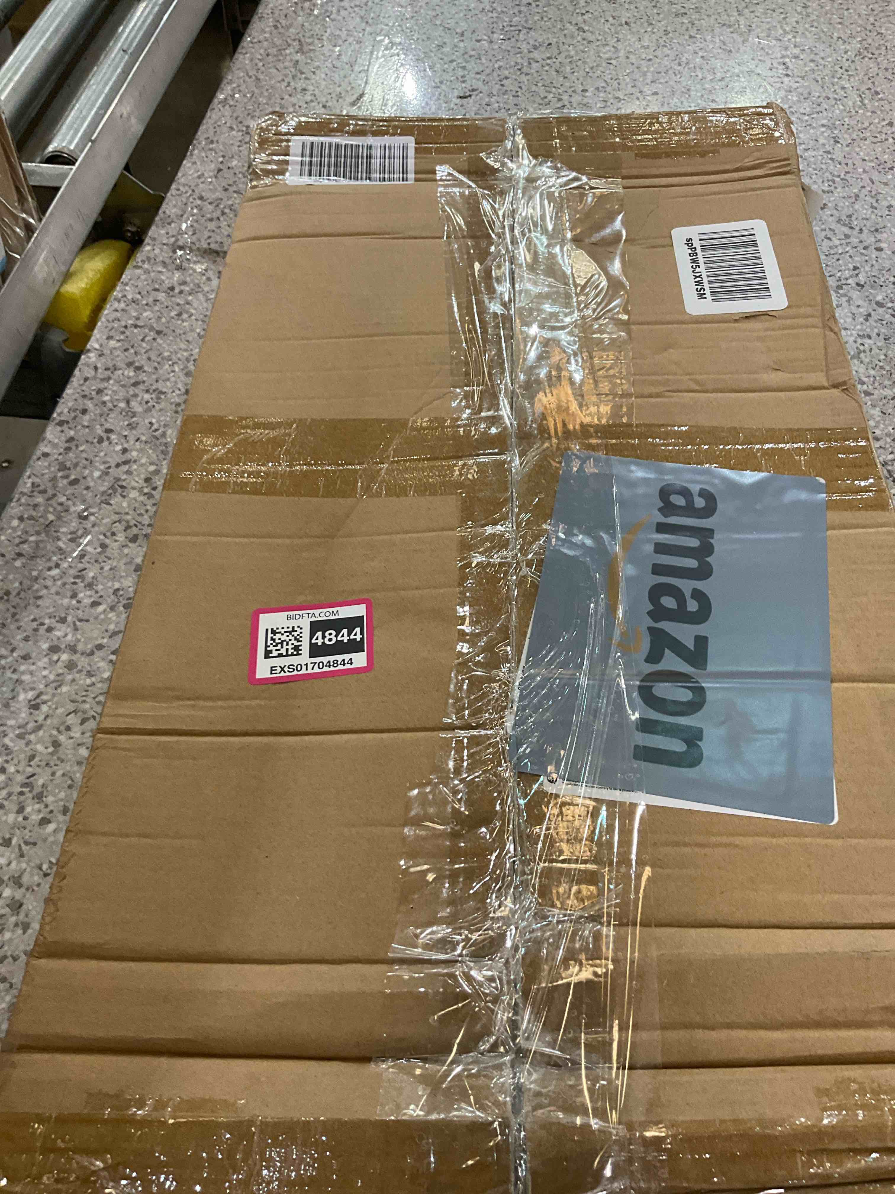 https://s3.amazonaws.com/lotting-images-prod/BargainHunt/EXS01704844_1714582906513.jpeg