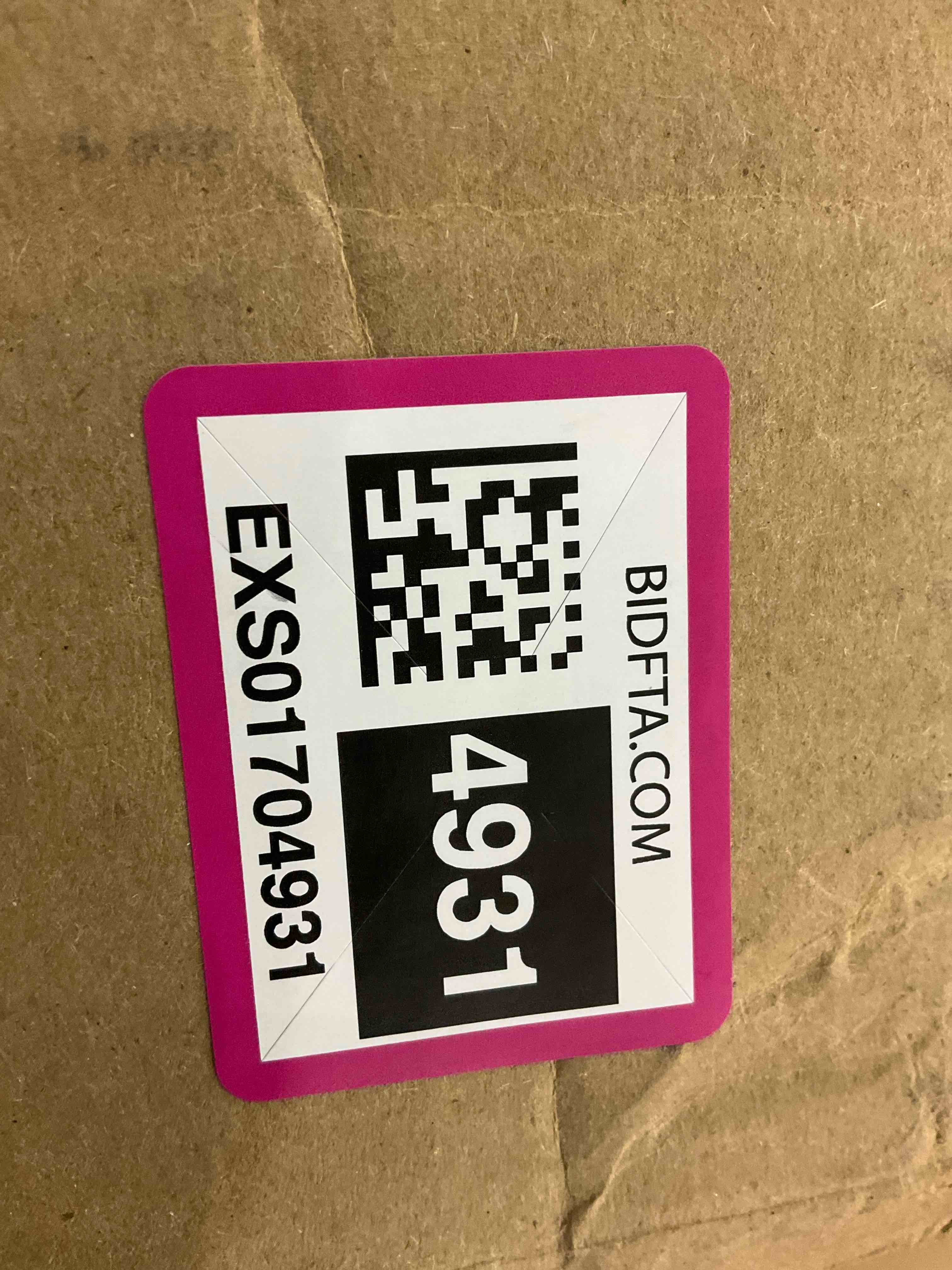https://s3.amazonaws.com/lotting-images-prod/BargainHunt/EXS01704931_1714736806825.jpeg