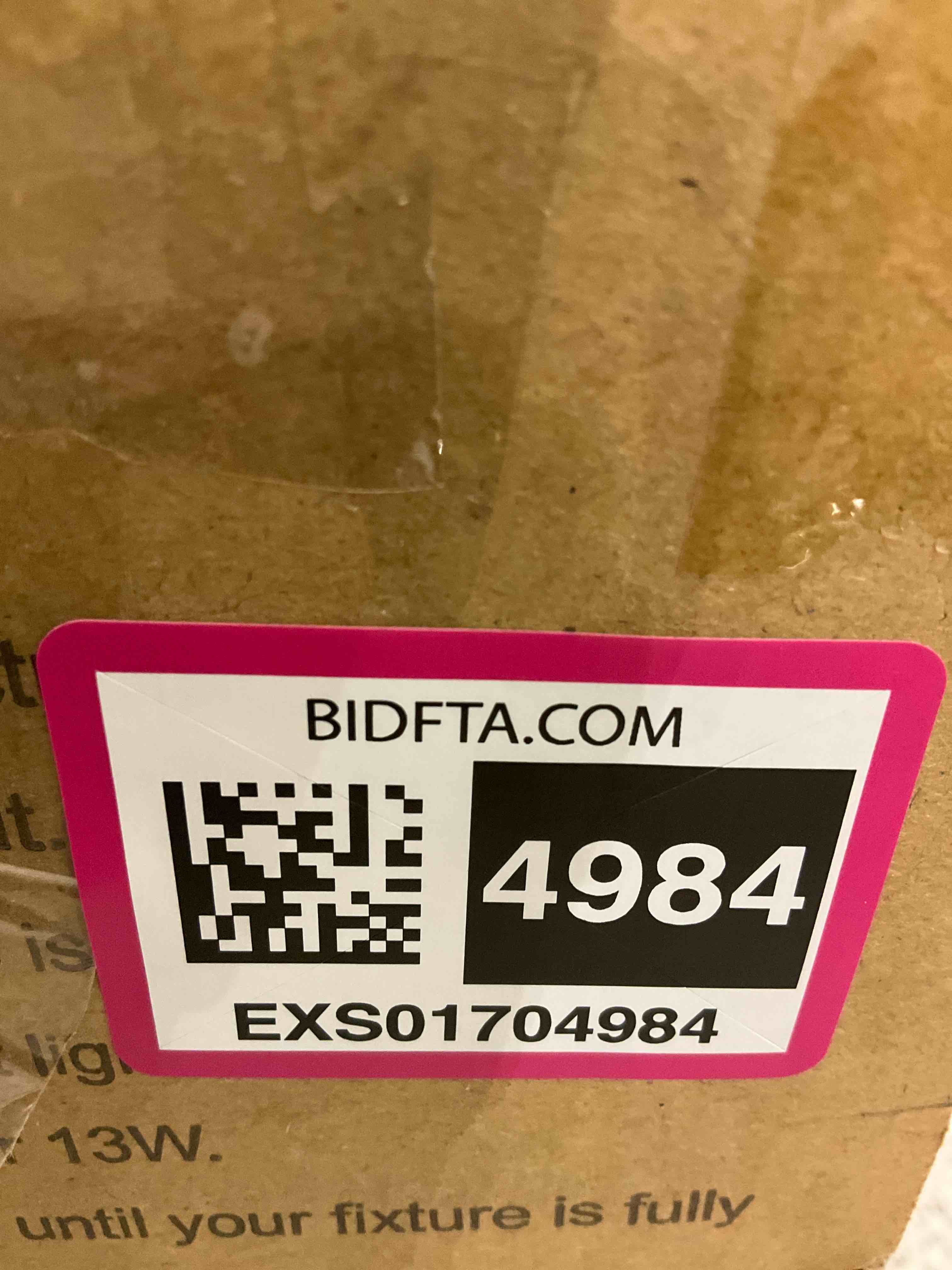 https://s3.amazonaws.com/lotting-images-prod/BargainHunt/EXS01704984_1714747849450.jpeg