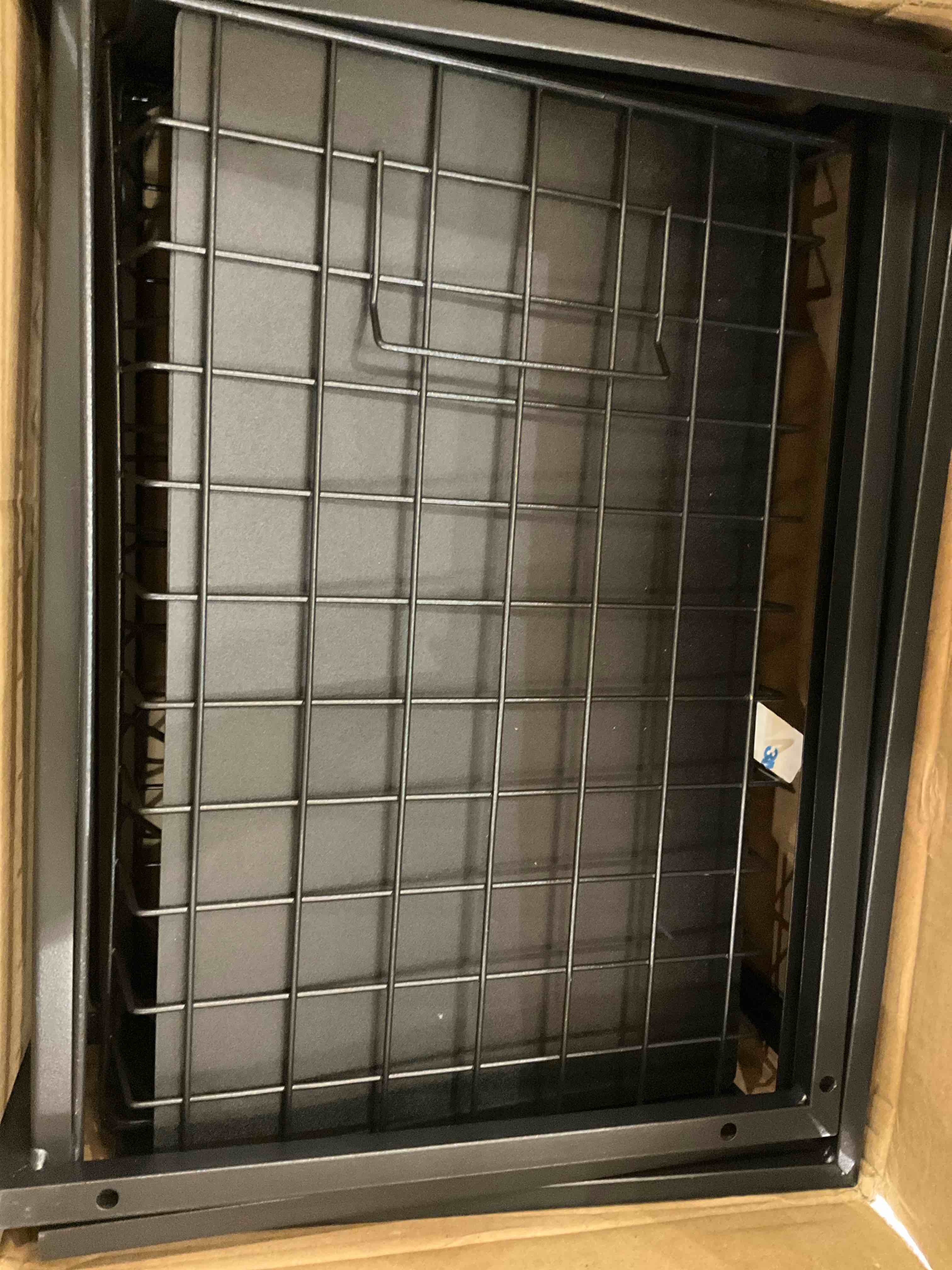 https://s3.amazonaws.com/lotting-images-prod/BargainHunt/EXS01704986_1714748122664.jpeg