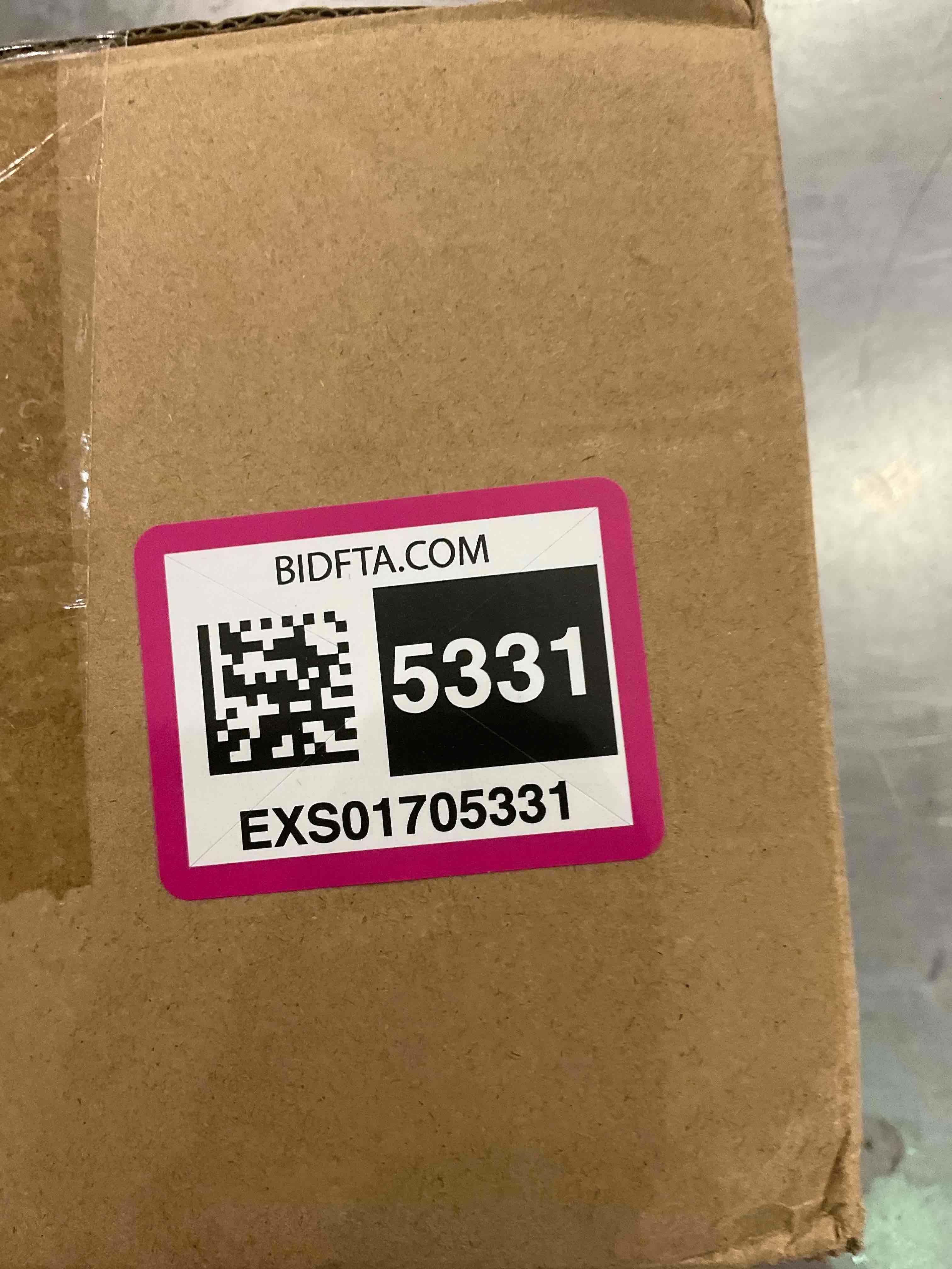 https://s3.amazonaws.com/lotting-images-prod/BargainHunt/EXS01705331_1713959168818.jpeg
