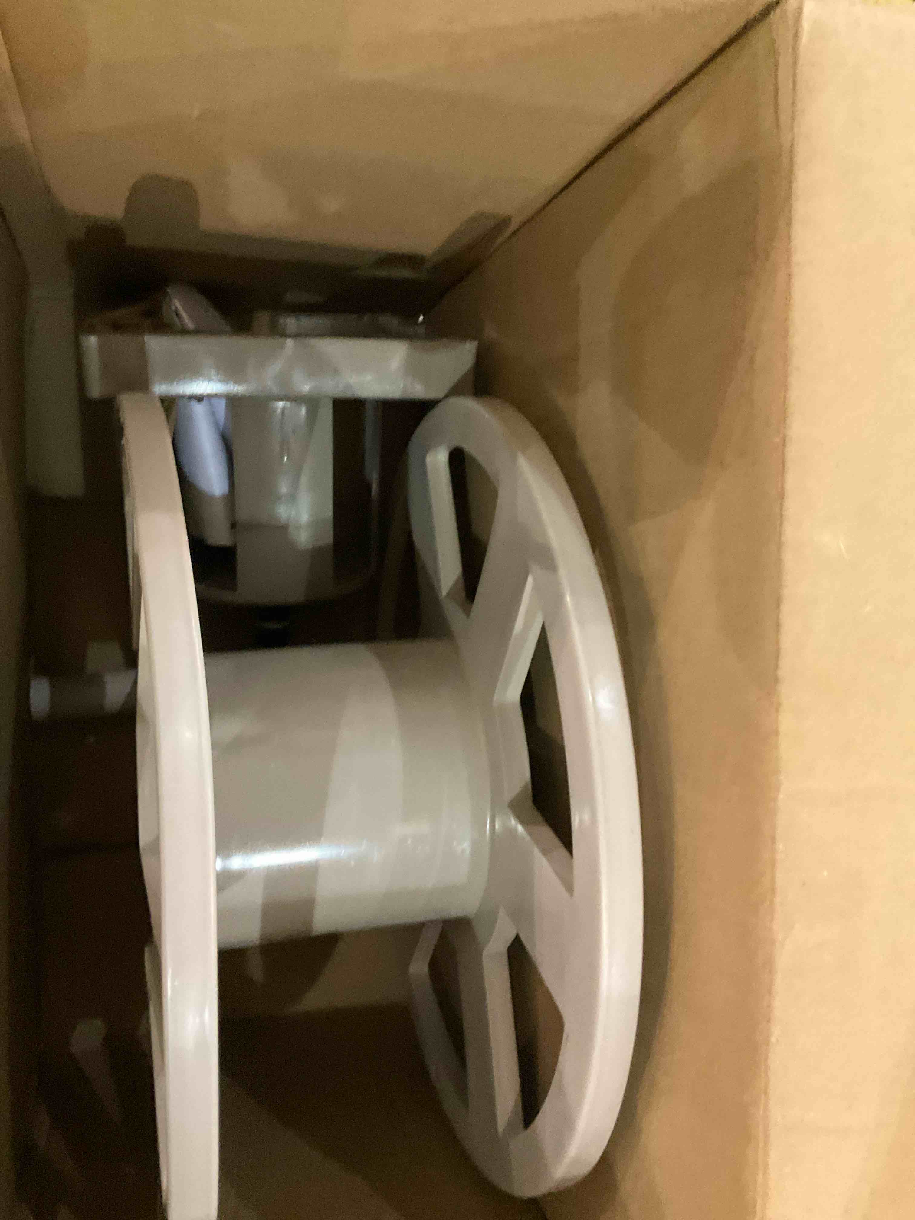 https://s3.amazonaws.com/lotting-images-prod/BargainHunt/EXS01705412_1722425229870.jpeg