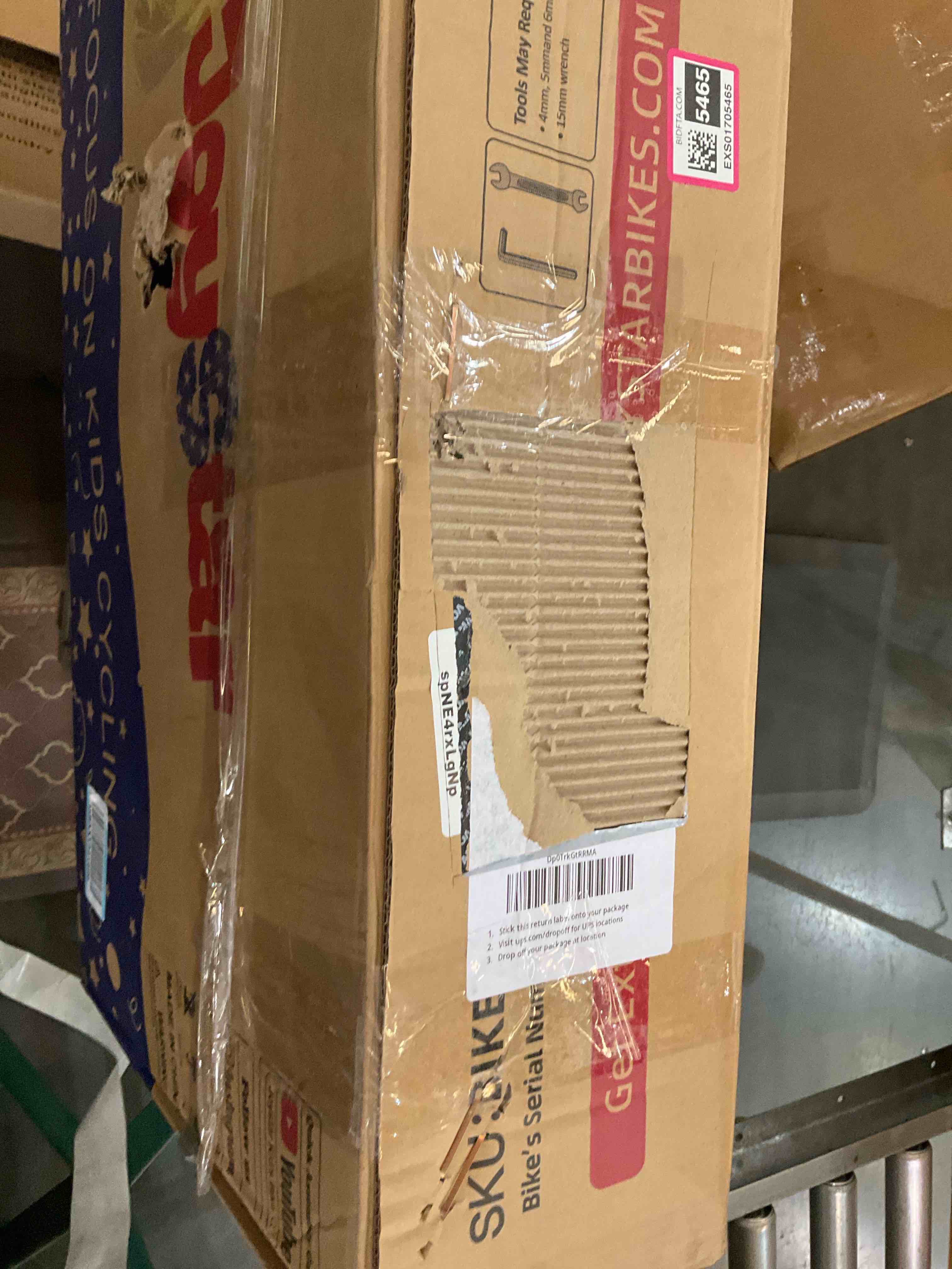 https://s3.amazonaws.com/lotting-images-prod/BargainHunt/EXS01705465_1722534742630.jpeg