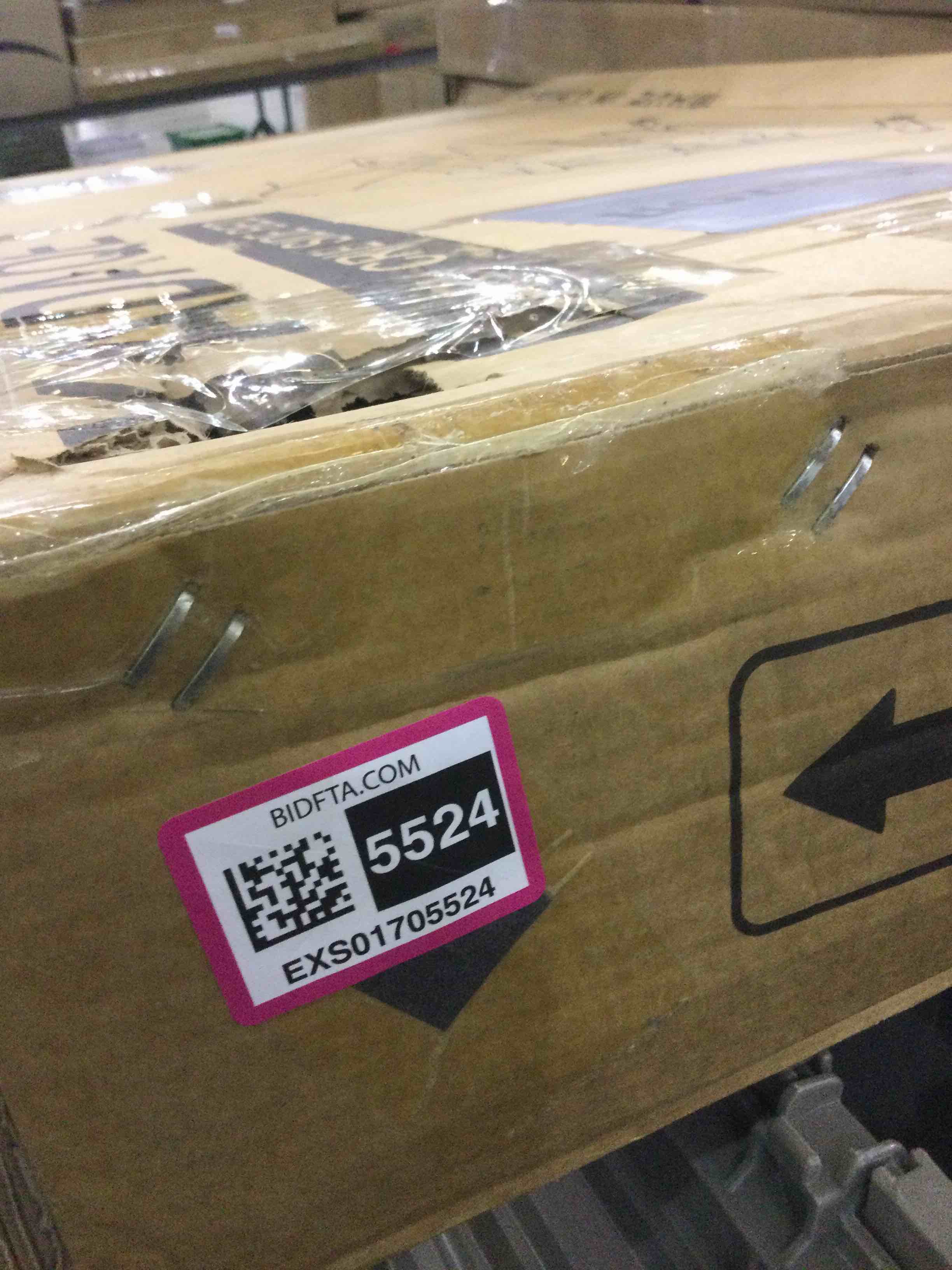 https://s3.amazonaws.com/lotting-images-prod/BargainHunt/EXS01705524_1713450015712.jpeg