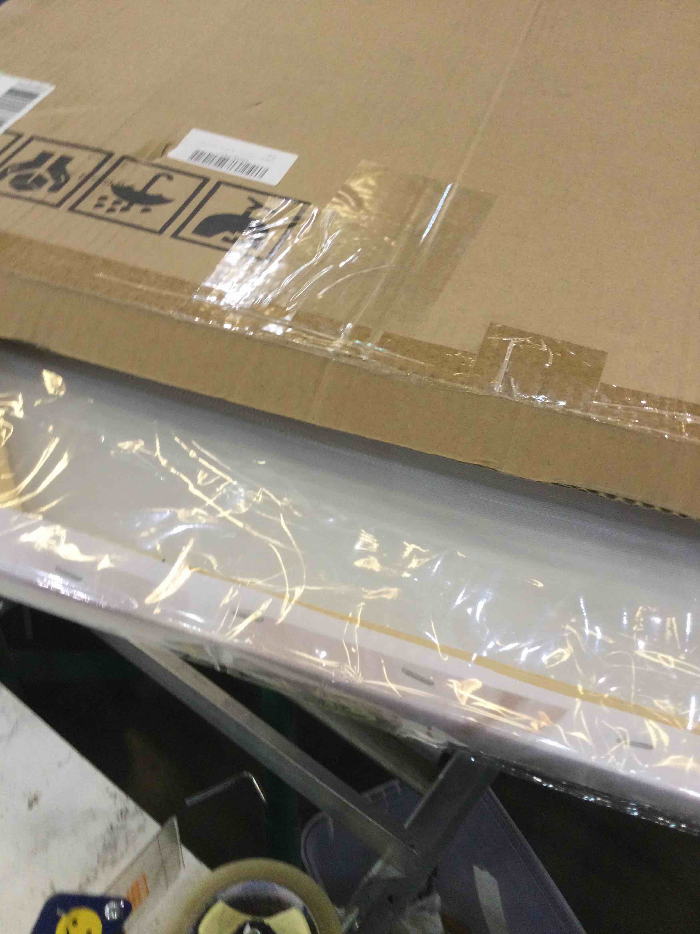 https://s3.amazonaws.com/lotting-images-prod/BargainHunt/EXS01705559_1713454851018.jpeg