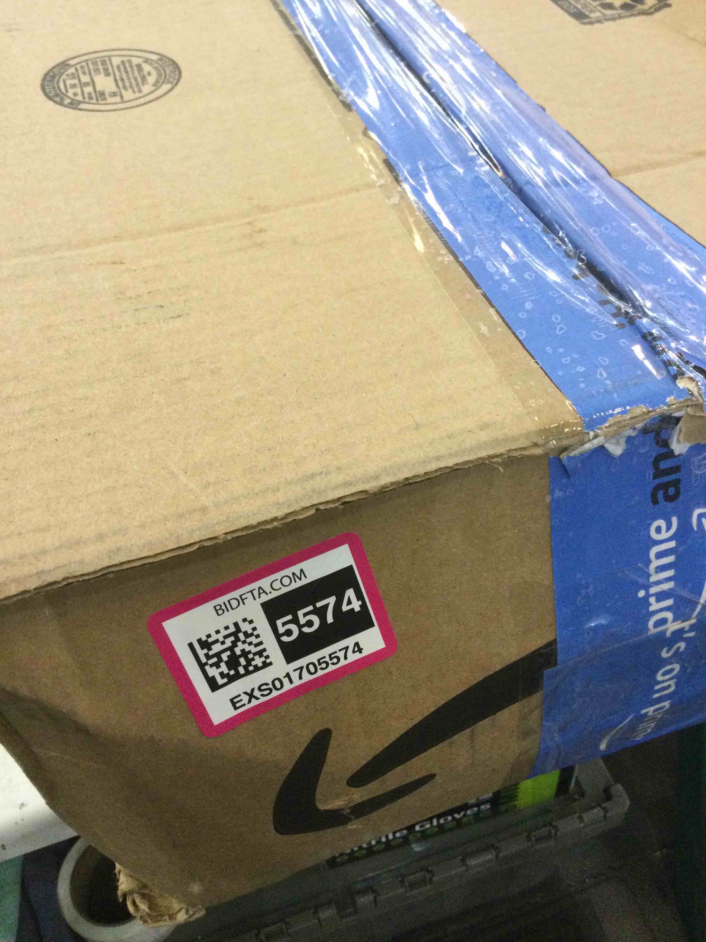 https://s3.amazonaws.com/lotting-images-prod/BargainHunt/EXS01705574_1713460350585.jpeg