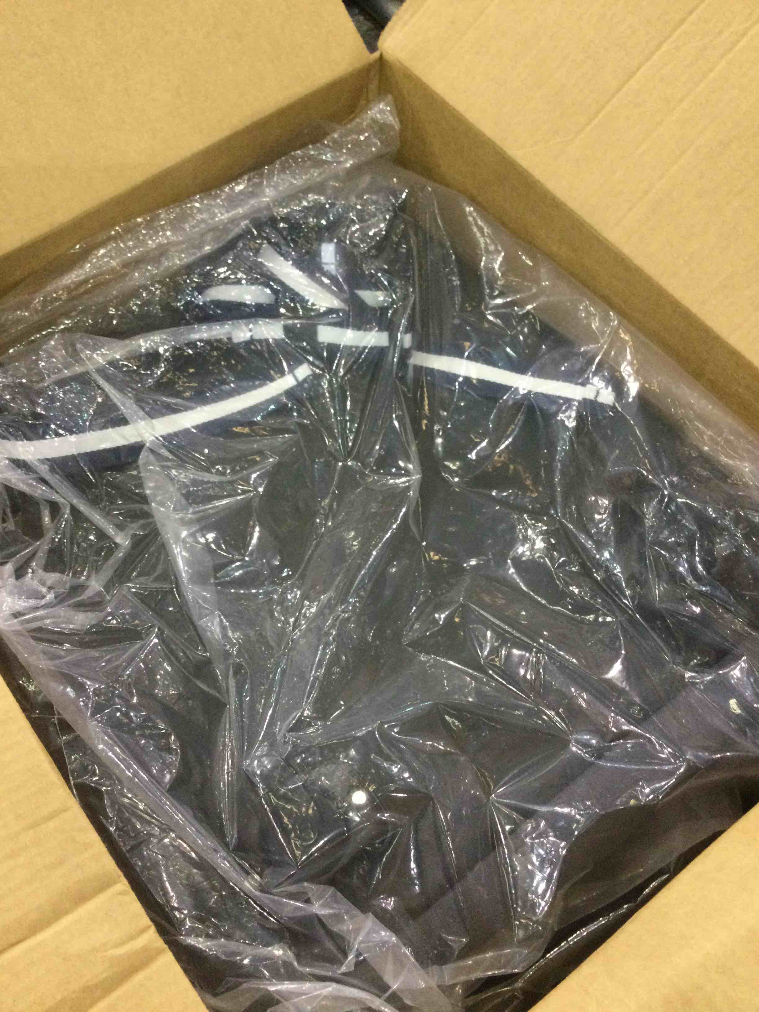 https://s3.amazonaws.com/lotting-images-prod/BargainHunt/EXS01705575_1713460401652.jpeg