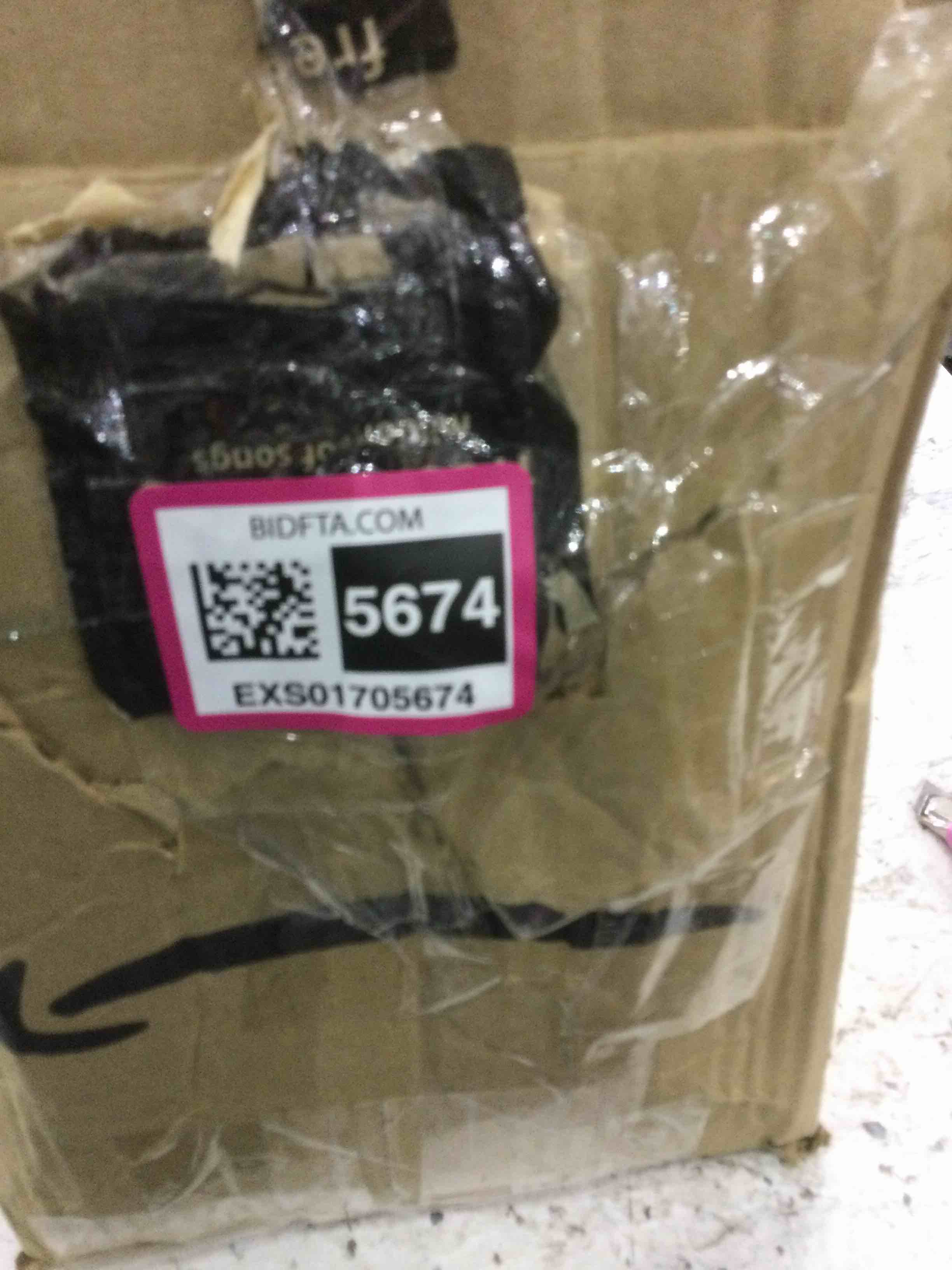 https://s3.amazonaws.com/lotting-images-prod/BargainHunt/EXS01705674_1713528837876.jpeg