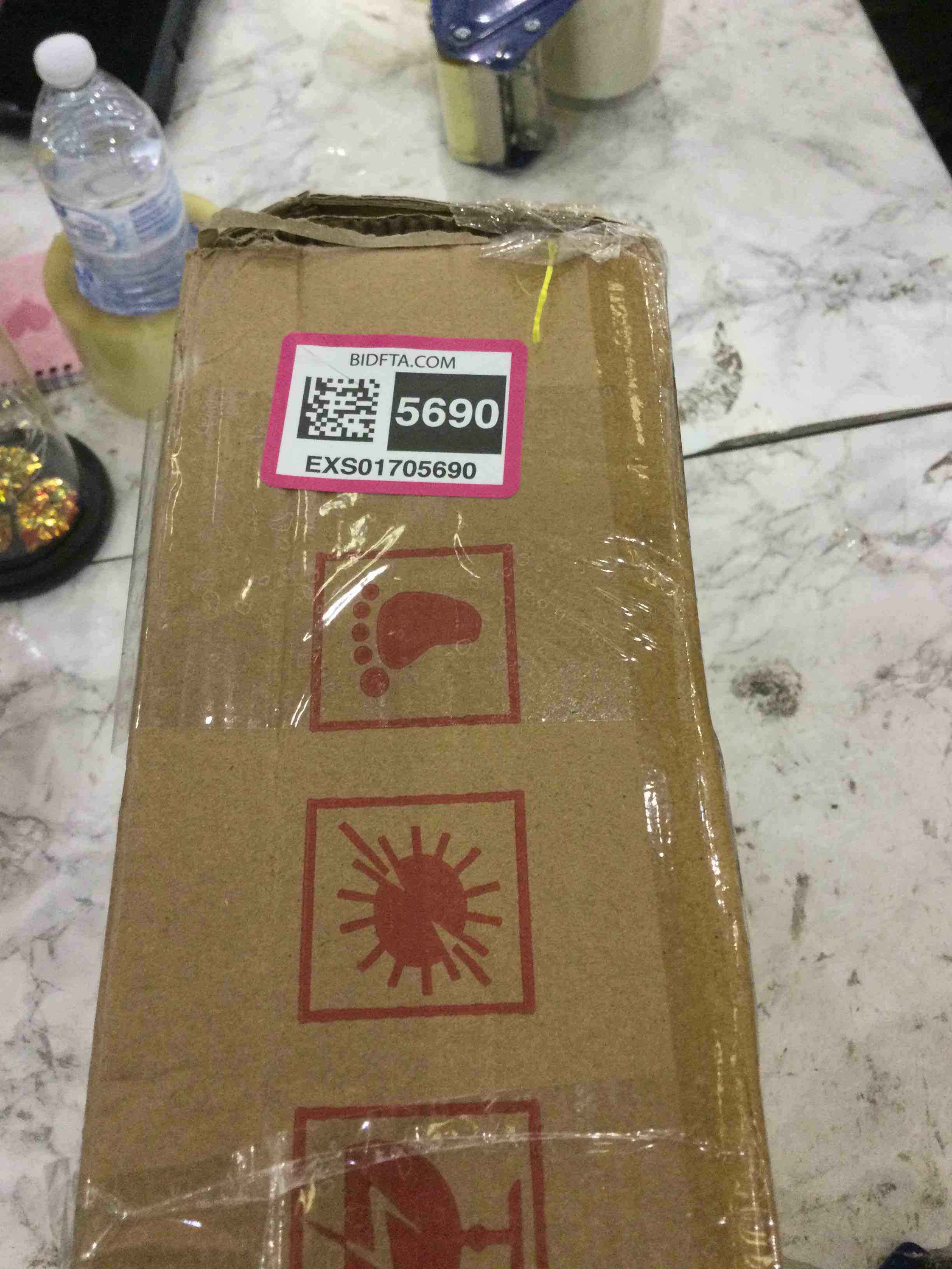 https://s3.amazonaws.com/lotting-images-prod/BargainHunt/EXS01705690_1713530312340.jpeg