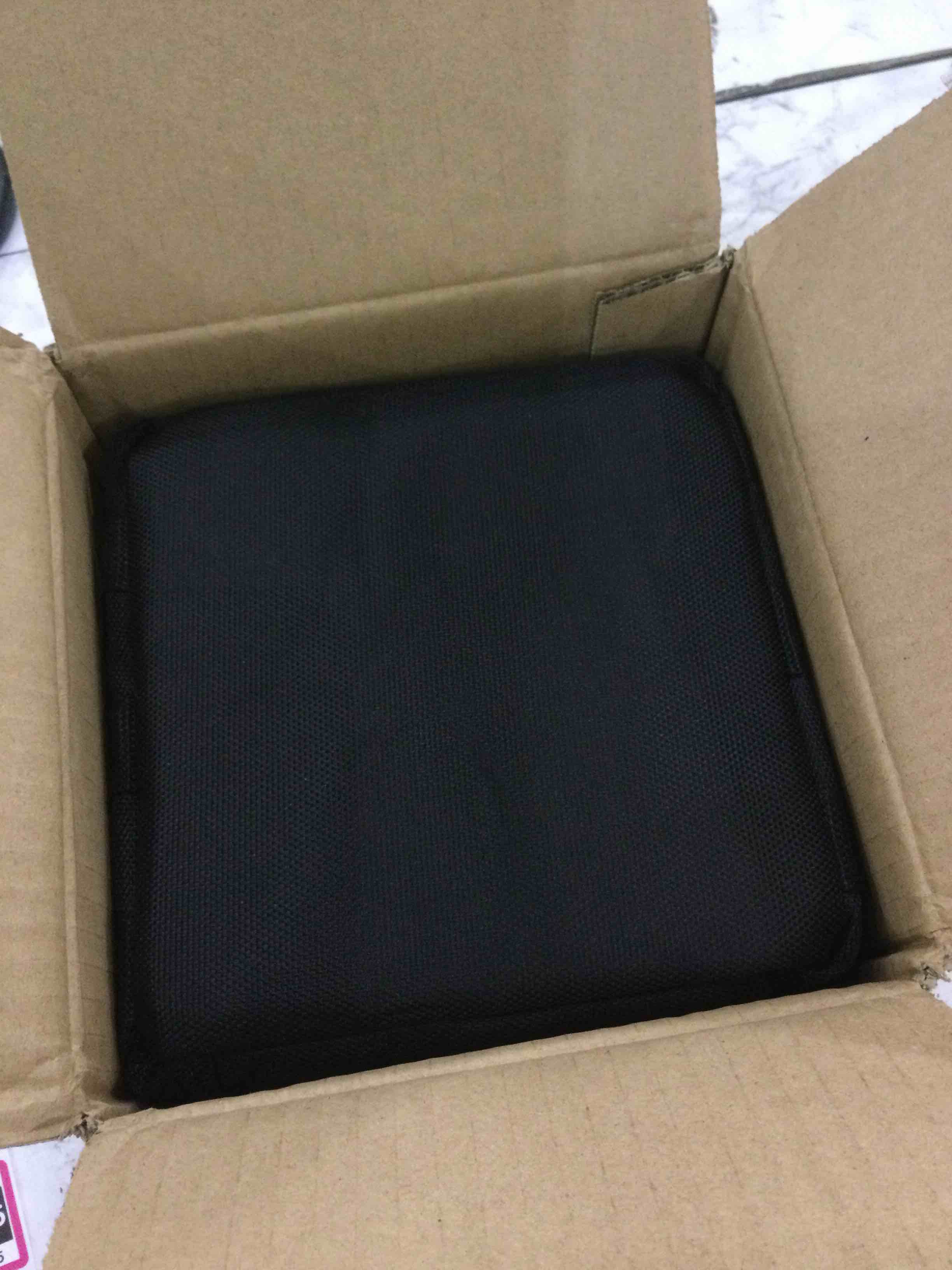 https://s3.amazonaws.com/lotting-images-prod/BargainHunt/EXS01705694_1713530546130.jpeg