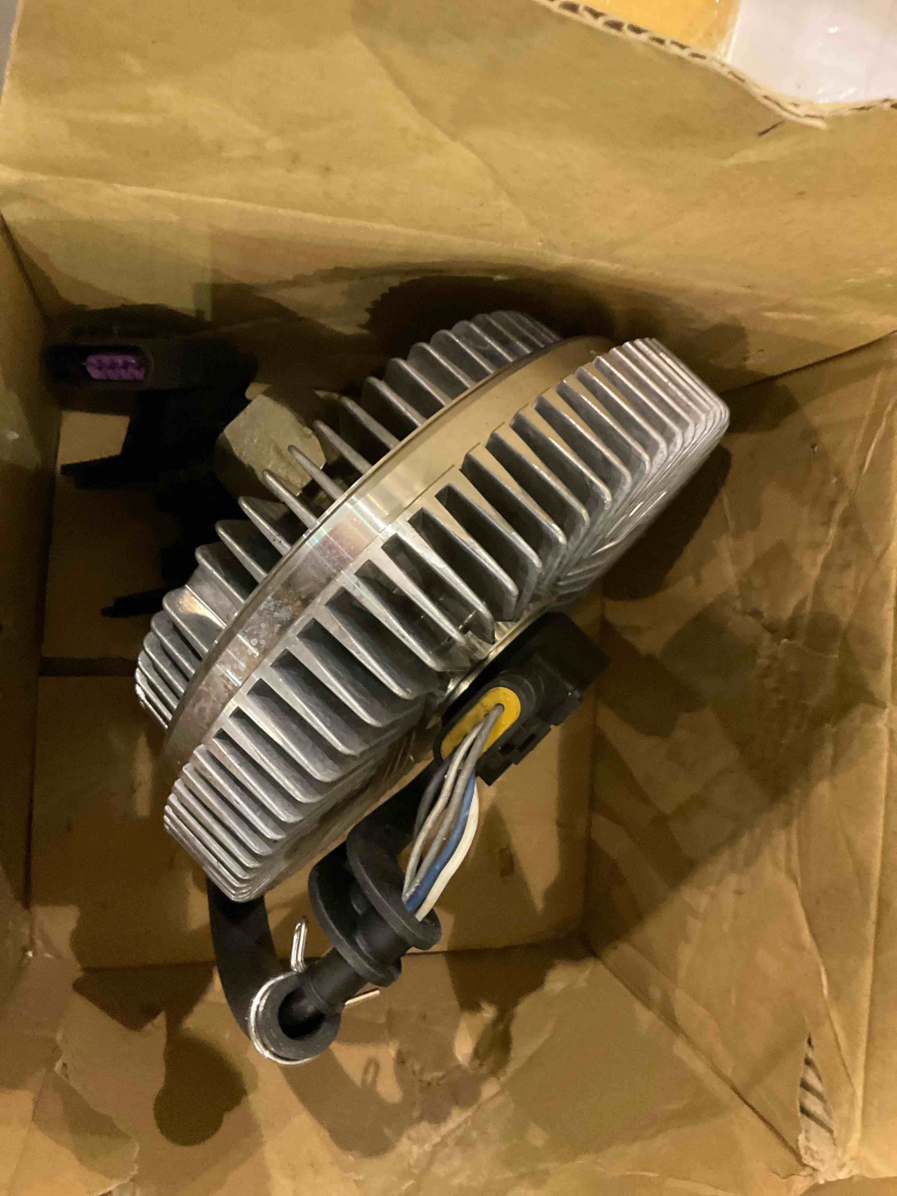 https://s3.amazonaws.com/lotting-images-prod/BargainHunt/EXS01706612_1714649584419.jpeg