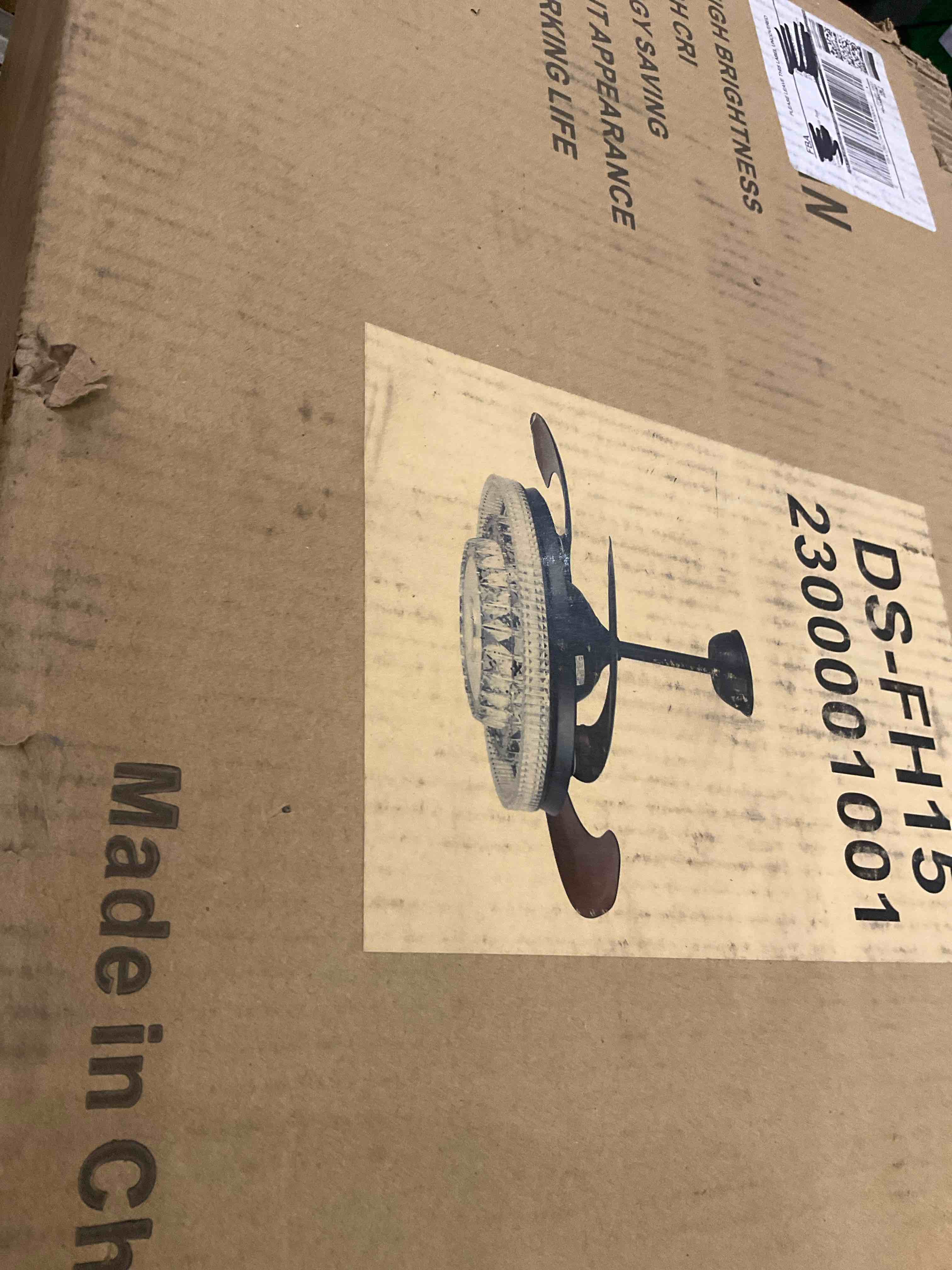 https://s3.amazonaws.com/lotting-images-prod/BargainHunt/EXS01706719_1714670582552.jpeg