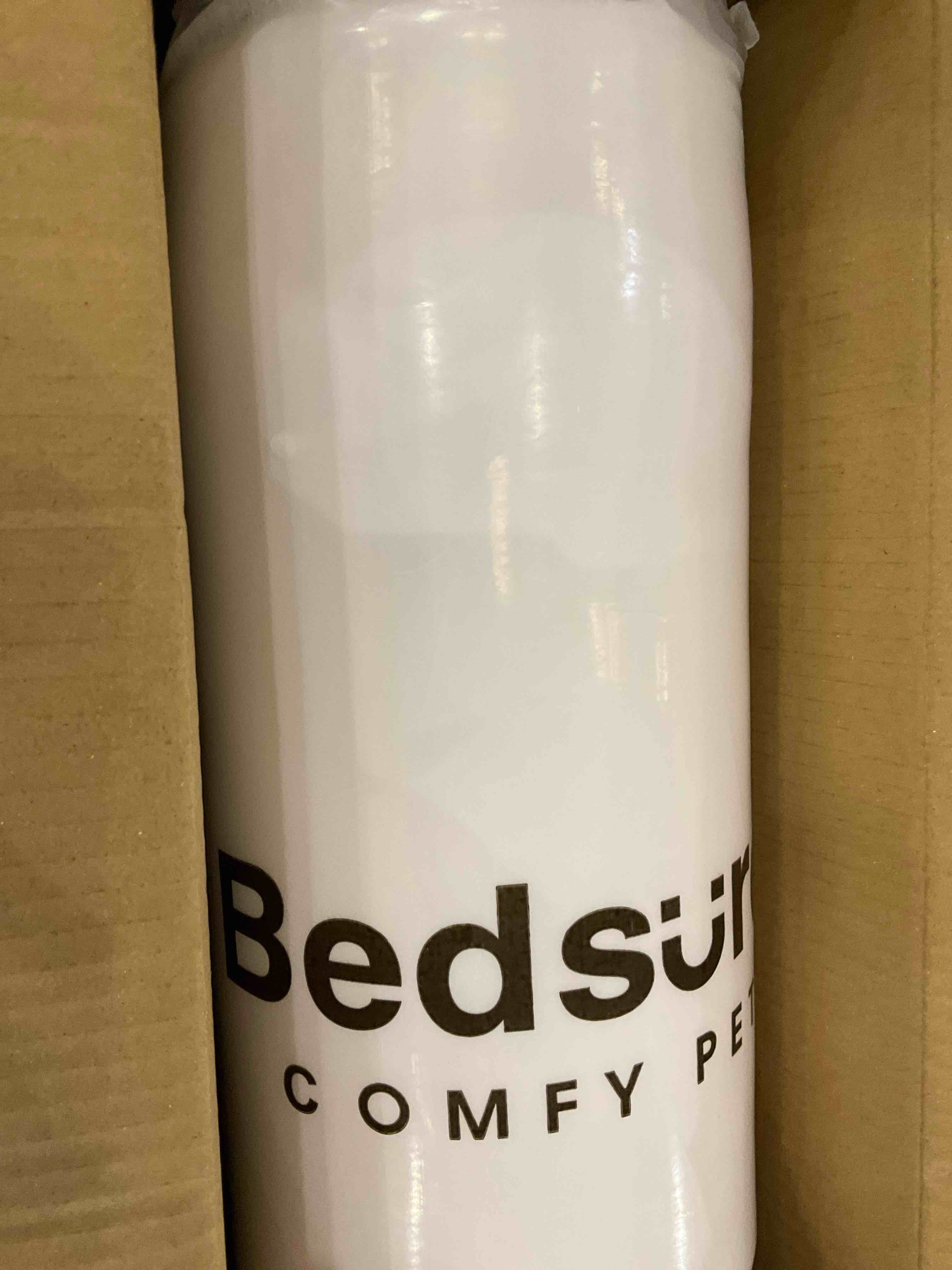 https://s3.amazonaws.com/lotting-images-prod/BargainHunt/EXS01706901_1714762531622.jpeg