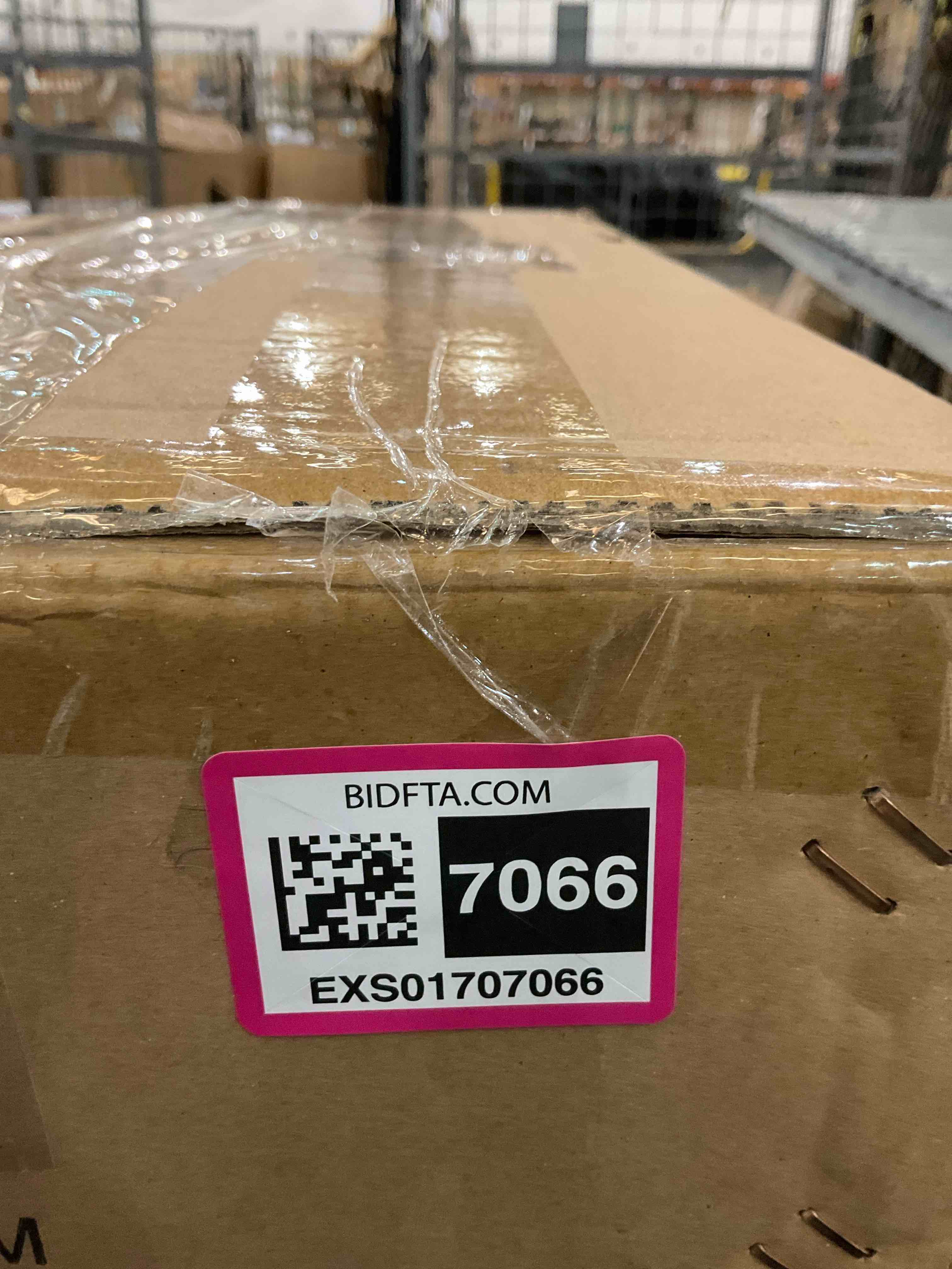 https://s3.amazonaws.com/lotting-images-prod/BargainHunt/EXS01707066_1713452051710.jpeg