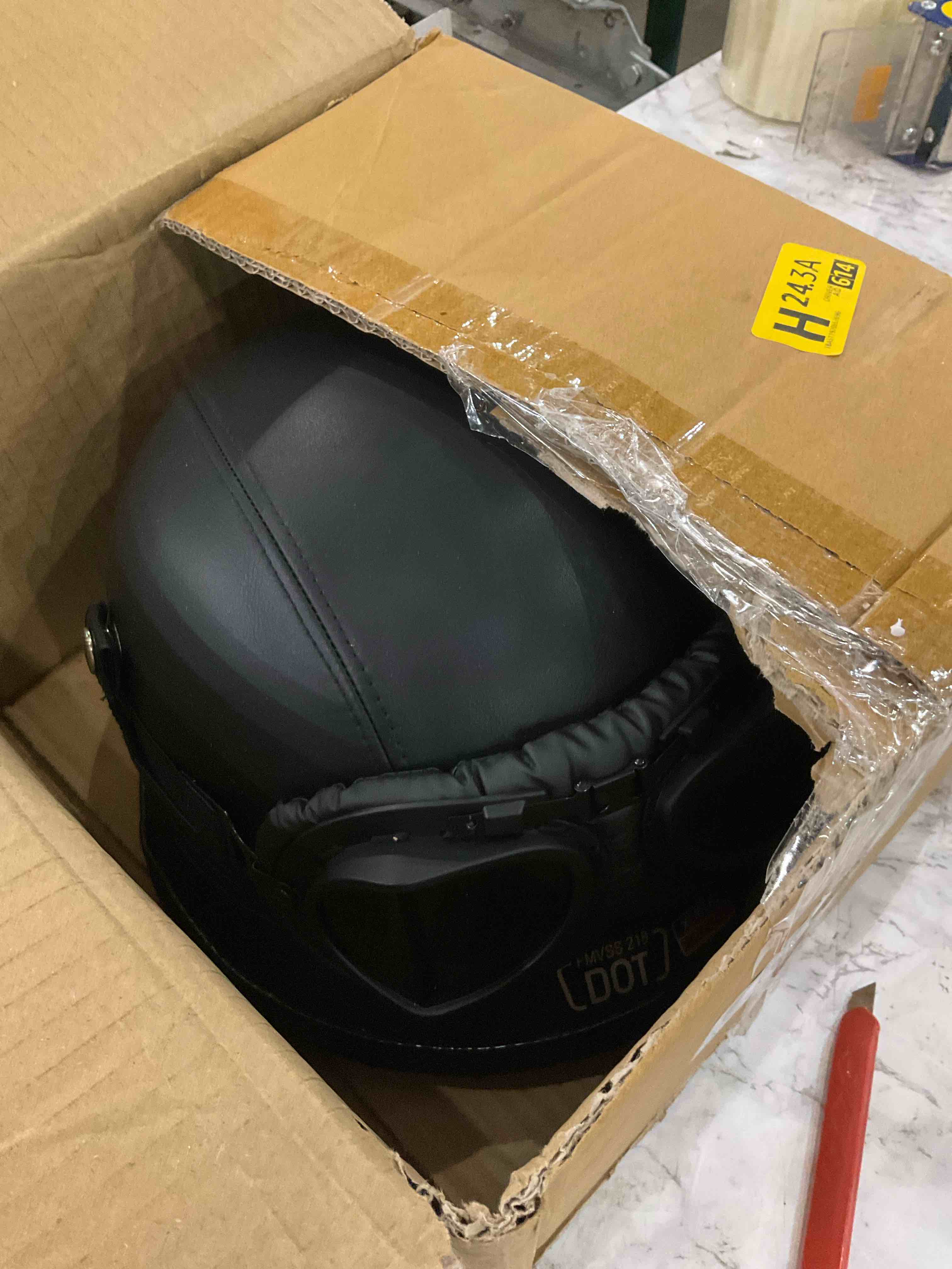 https://s3.amazonaws.com/lotting-images-prod/BargainHunt/EXS01707151_1713528763664.jpeg