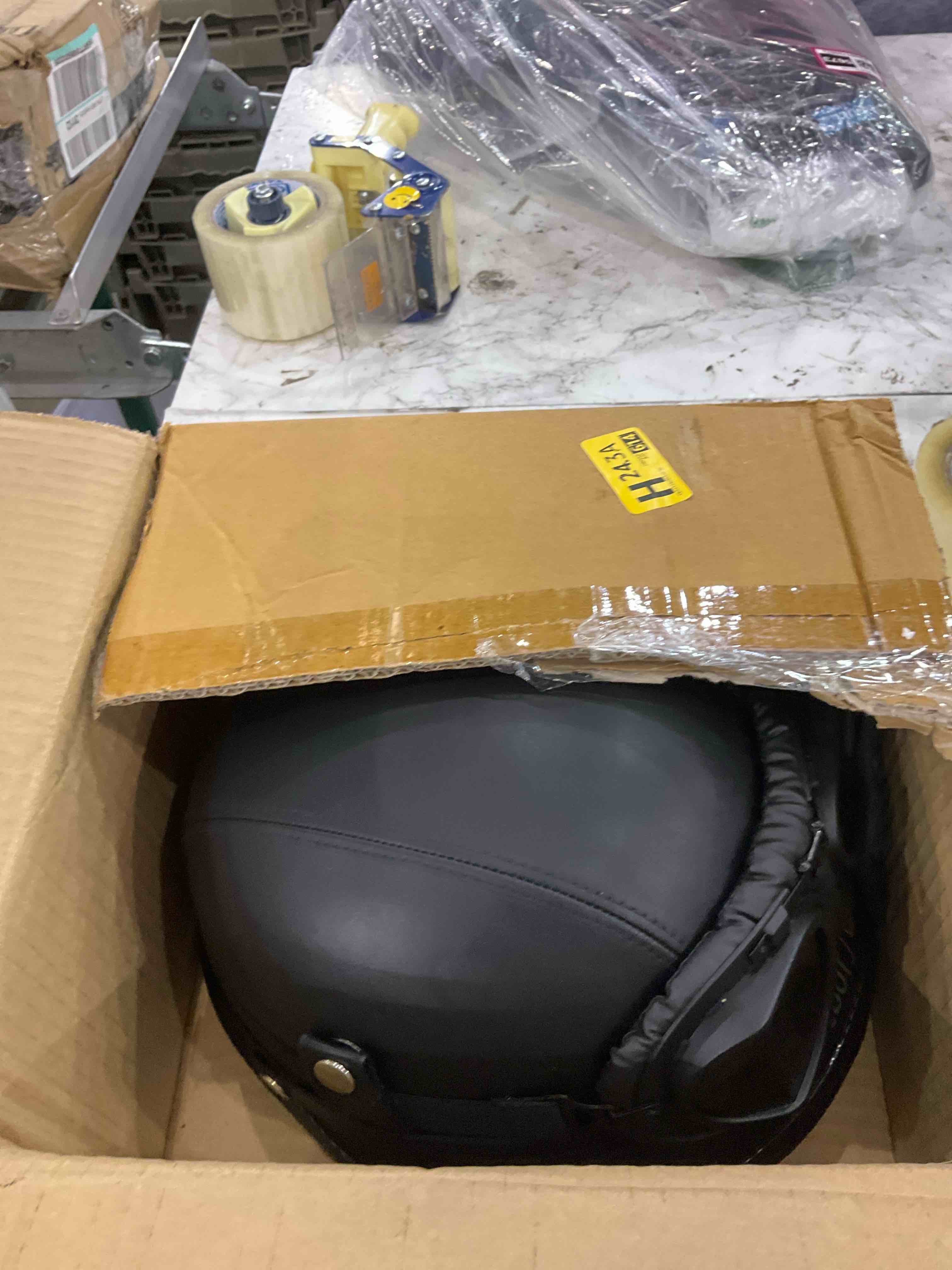 https://s3.amazonaws.com/lotting-images-prod/BargainHunt/EXS01707151_1713528768318.jpeg