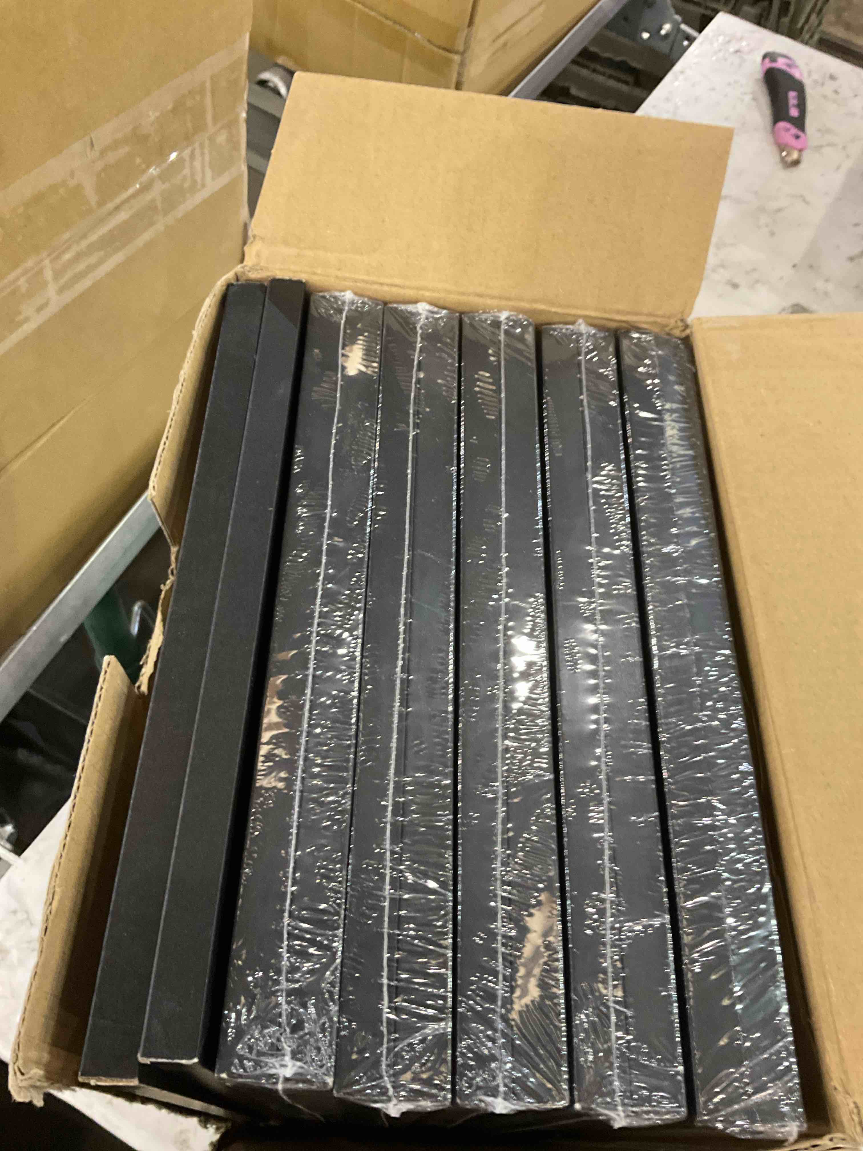 https://s3.amazonaws.com/lotting-images-prod/BargainHunt/EXS01707211_1713538764240.jpeg