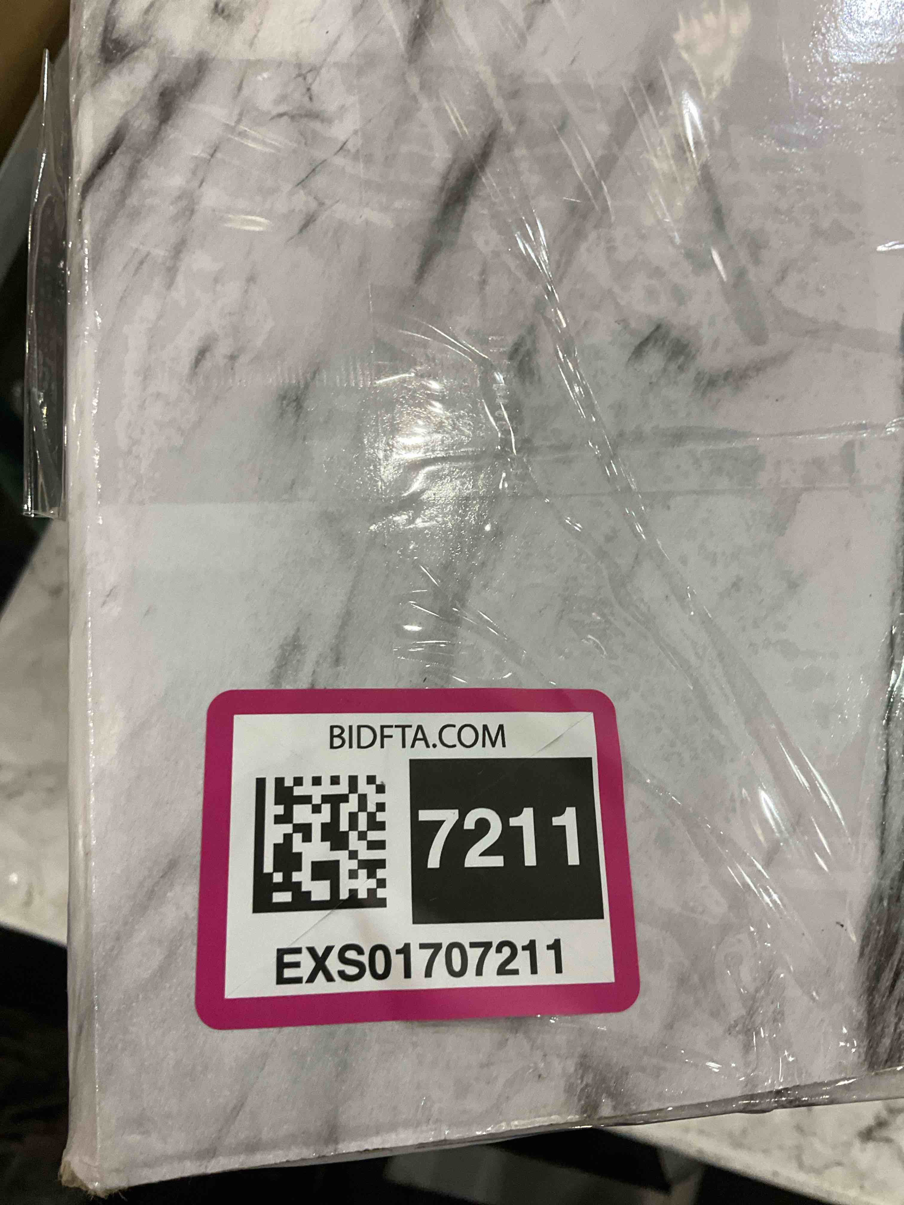 https://s3.amazonaws.com/lotting-images-prod/BargainHunt/EXS01707211_1713538818448.jpeg