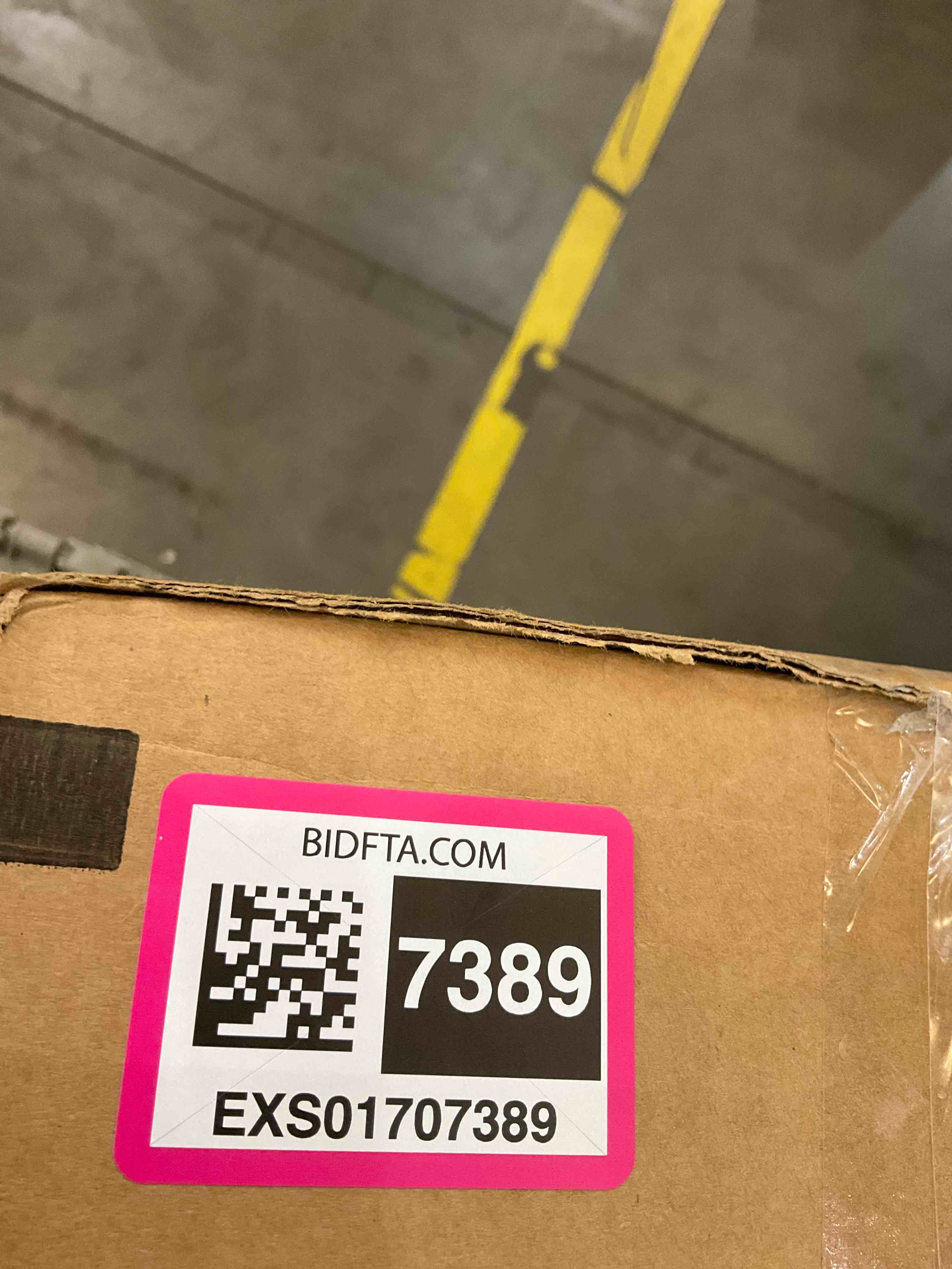 https://s3.amazonaws.com/lotting-images-prod/BargainHunt/EXS01707389_1713807276883.jpeg