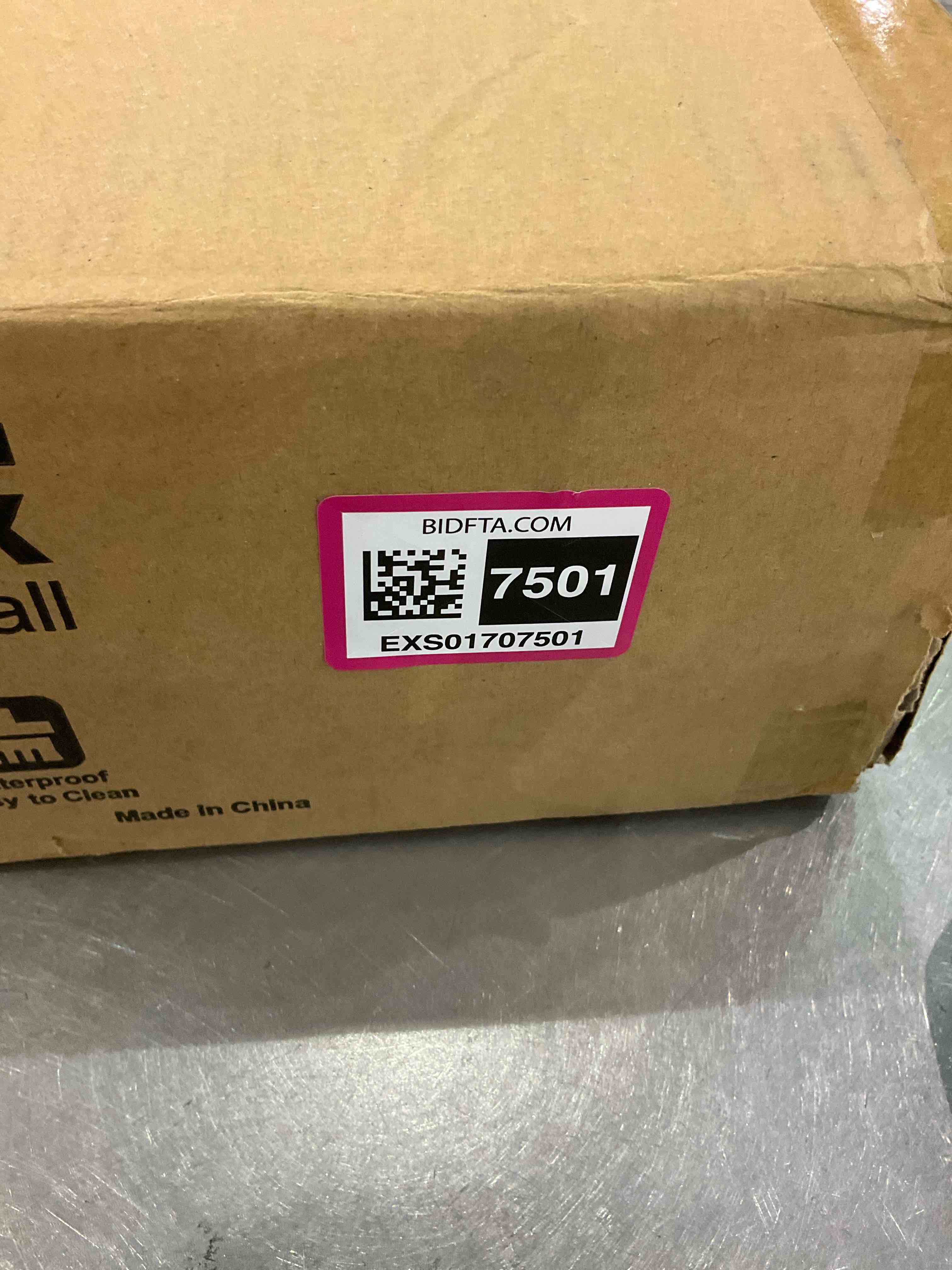 https://s3.amazonaws.com/lotting-images-prod/BargainHunt/EXS01707501_1713536107981.jpeg