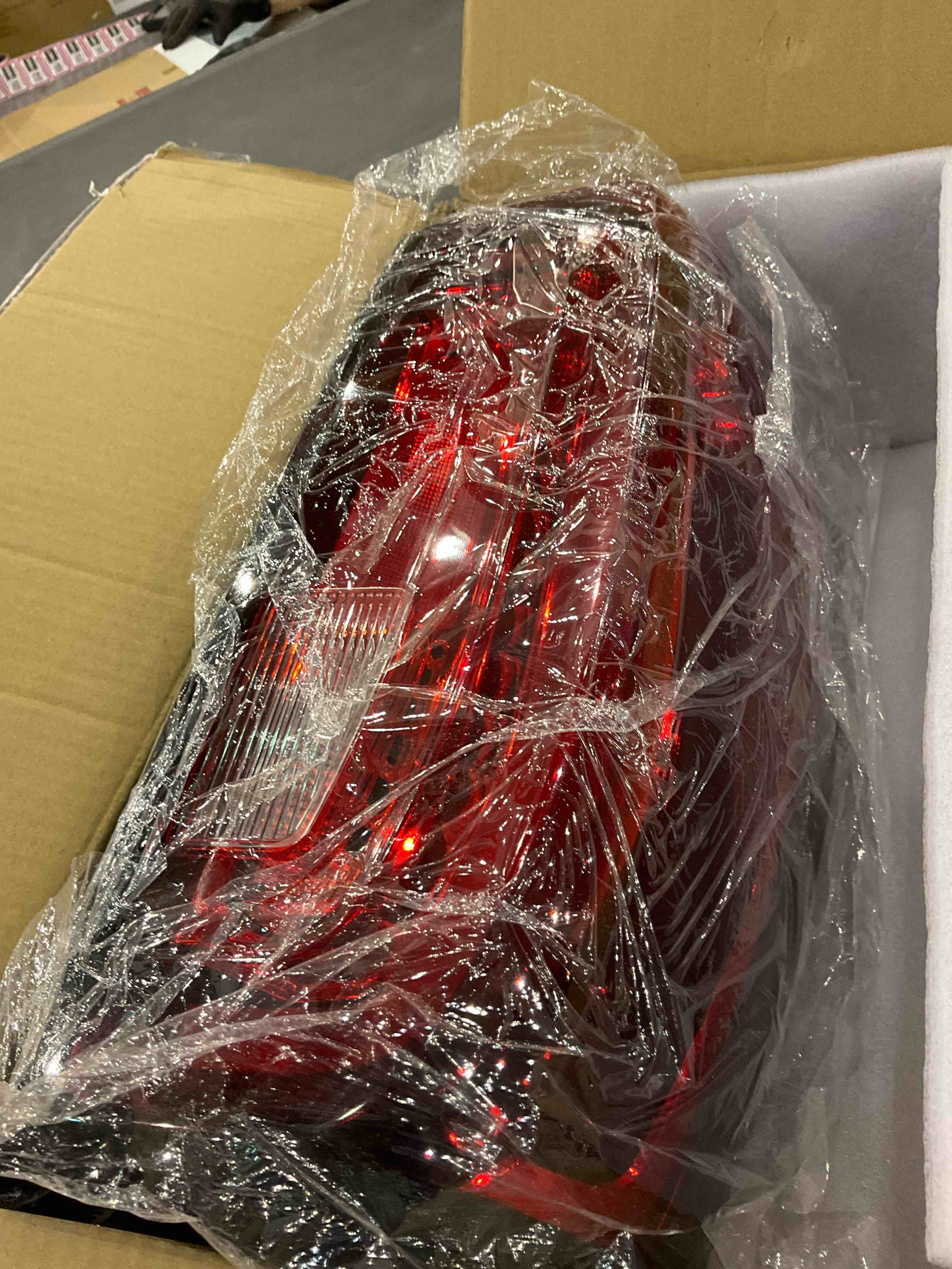 https://s3.amazonaws.com/lotting-images-prod/BargainHunt/EXS01707586_1713785396691.jpeg
