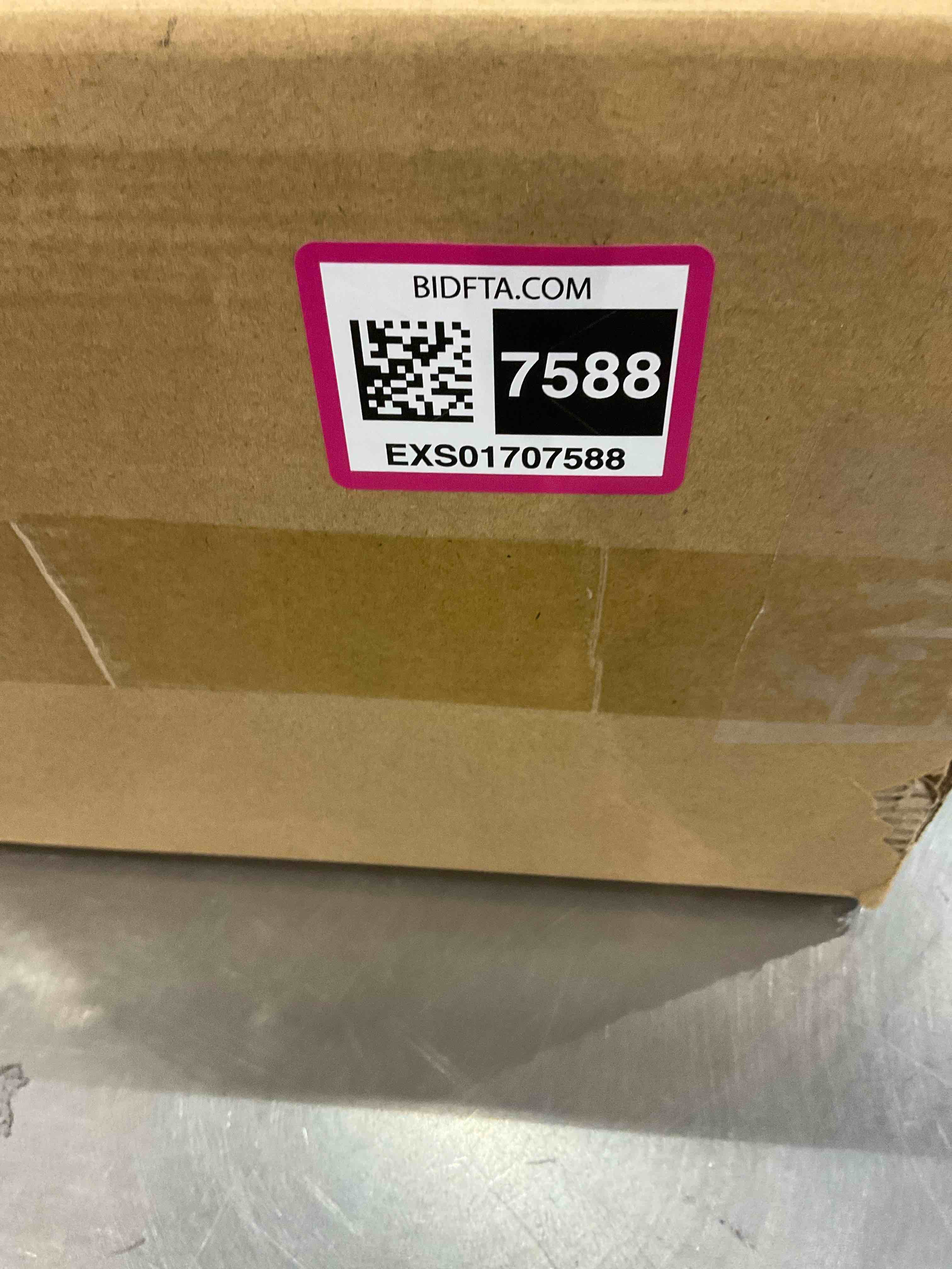 https://s3.amazonaws.com/lotting-images-prod/BargainHunt/EXS01707588_1713786085350.jpeg