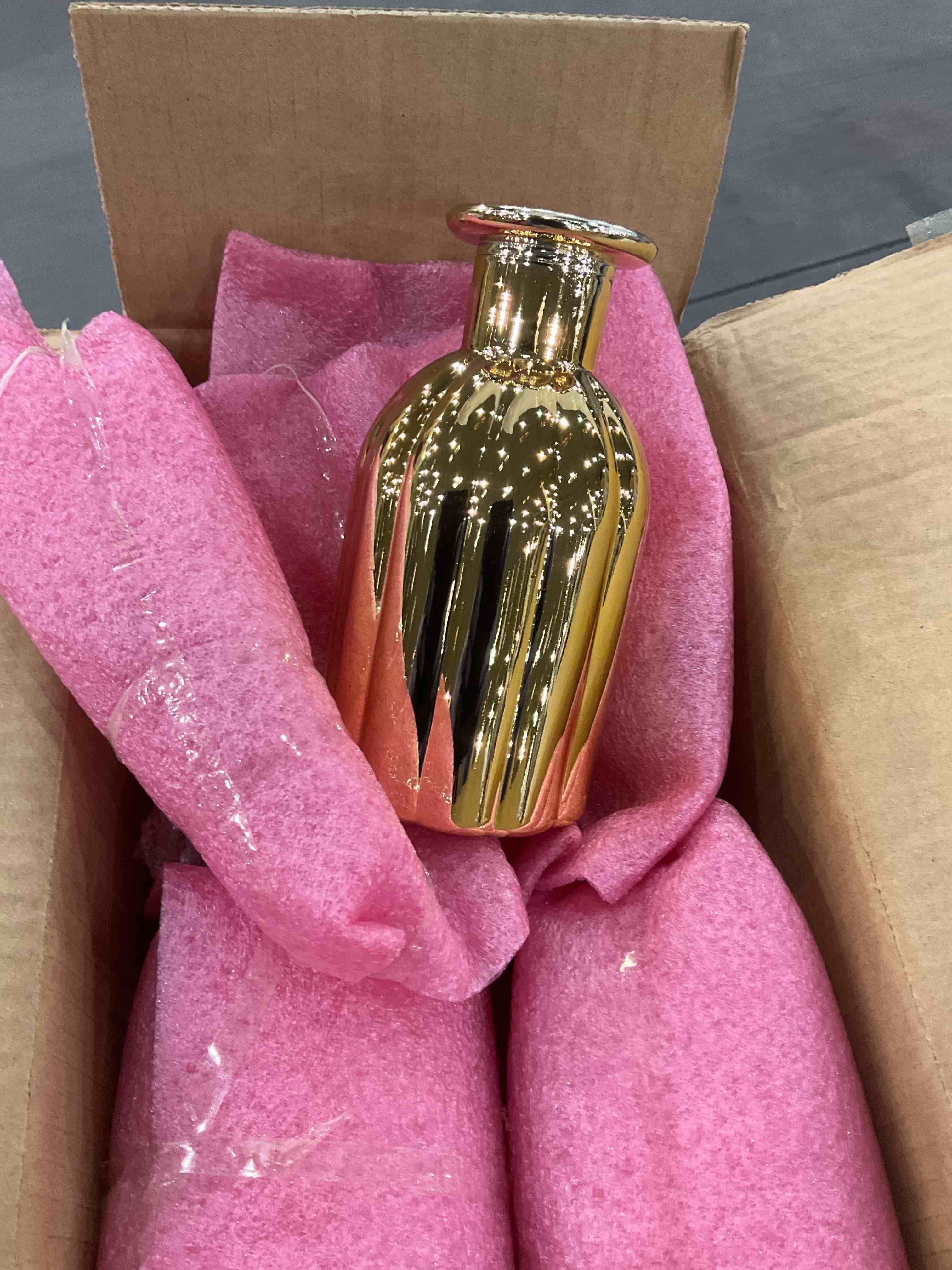 https://s3.amazonaws.com/lotting-images-prod/BargainHunt/EXS01707588_1713786203393.jpeg