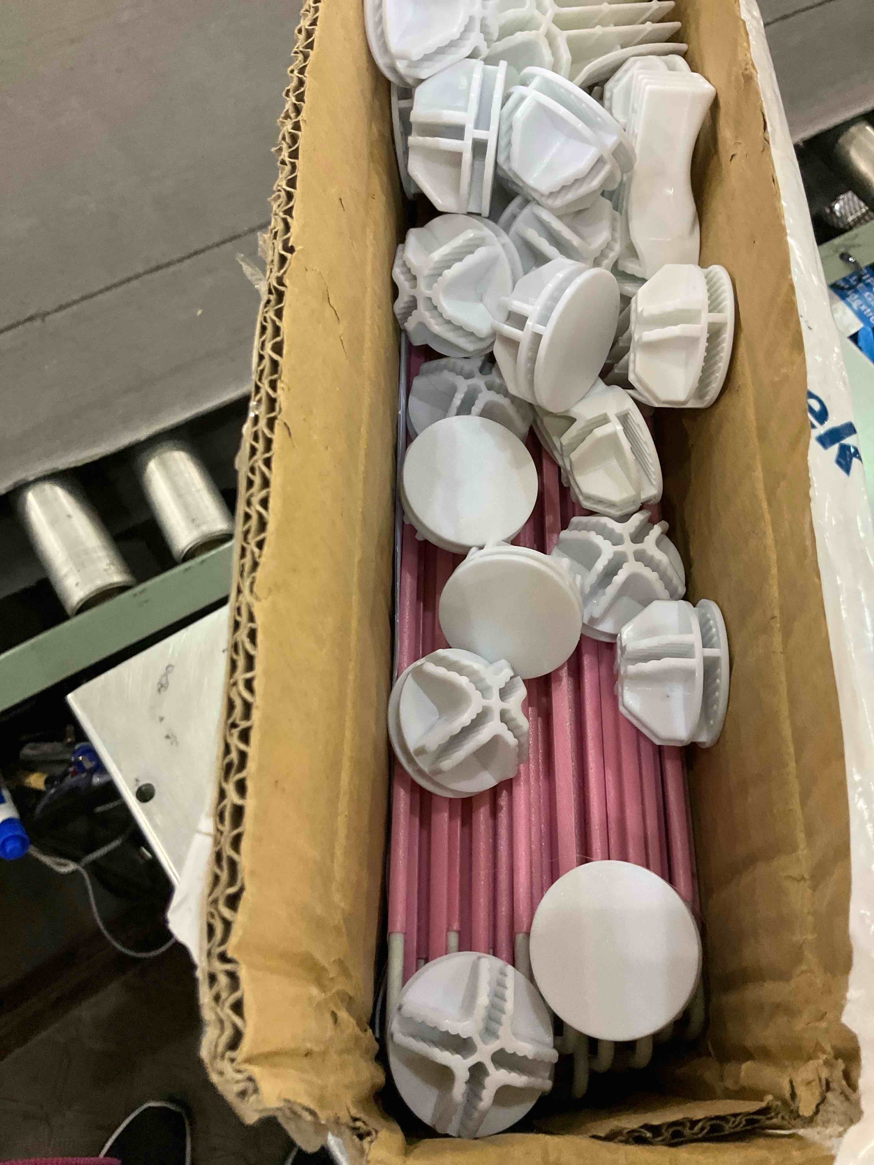 https://s3.amazonaws.com/lotting-images-prod/BargainHunt/EXS01707616_1713789751768.jpeg