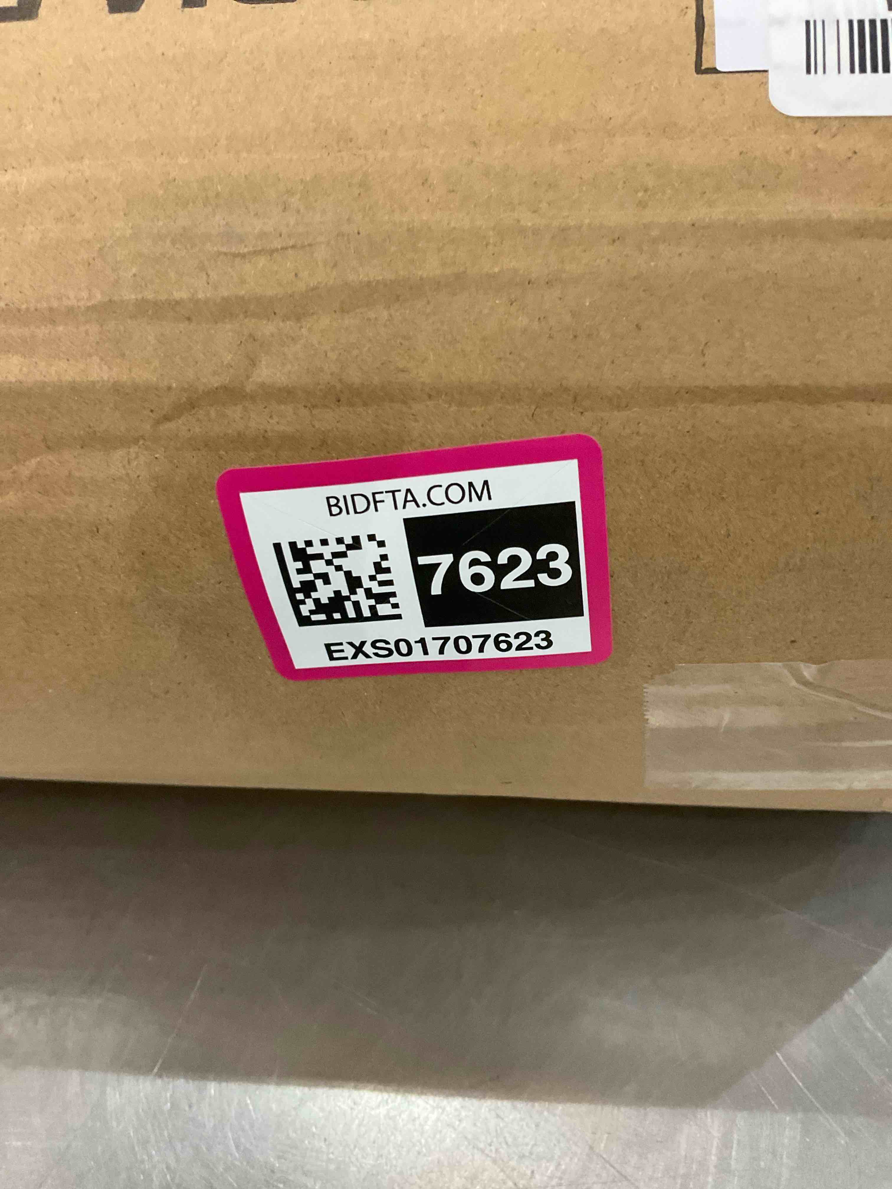 https://s3.amazonaws.com/lotting-images-prod/BargainHunt/EXS01707623_1713793657823.jpeg