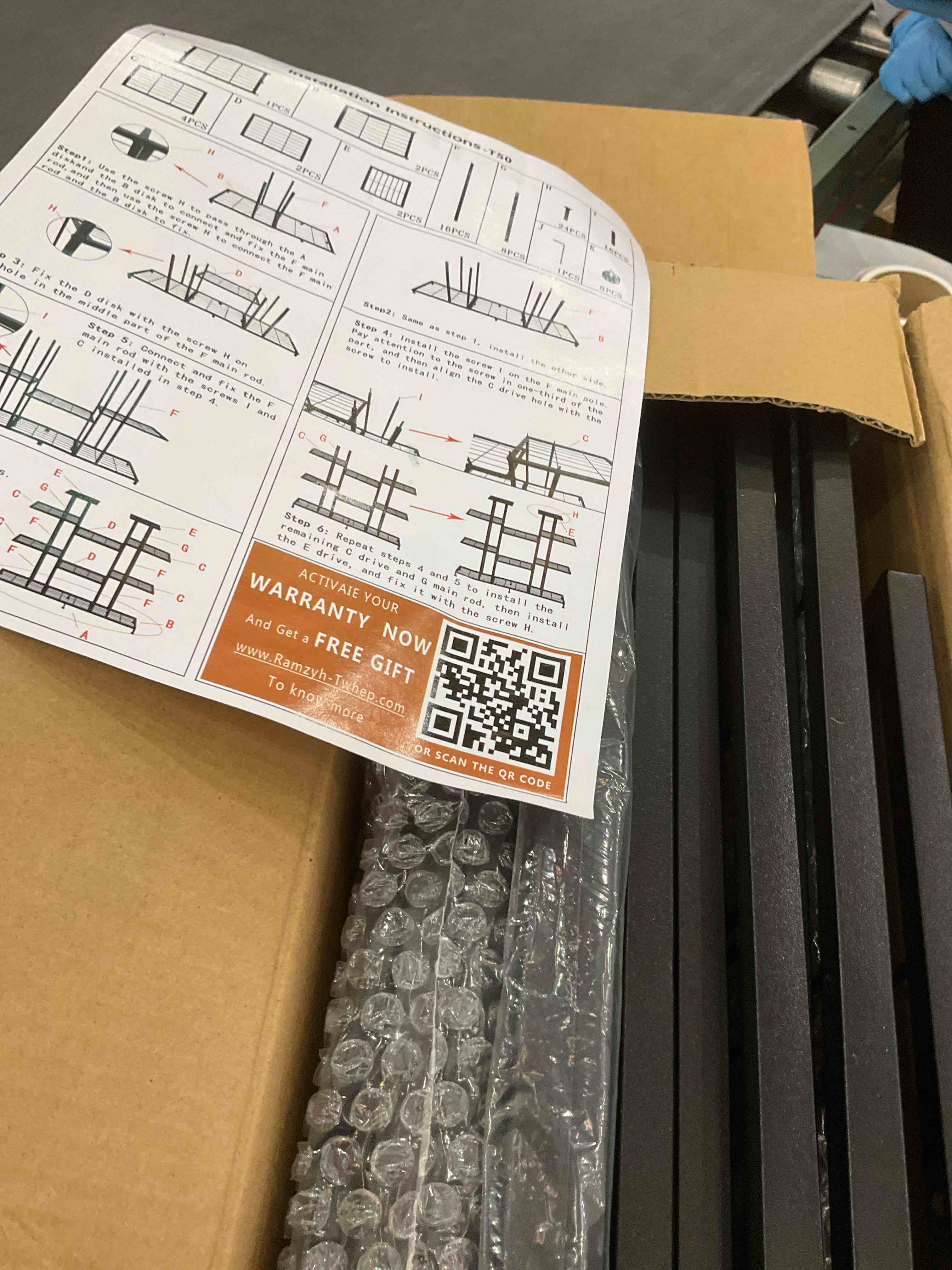 https://s3.amazonaws.com/lotting-images-prod/BargainHunt/EXS01707696_1713810749841.jpeg