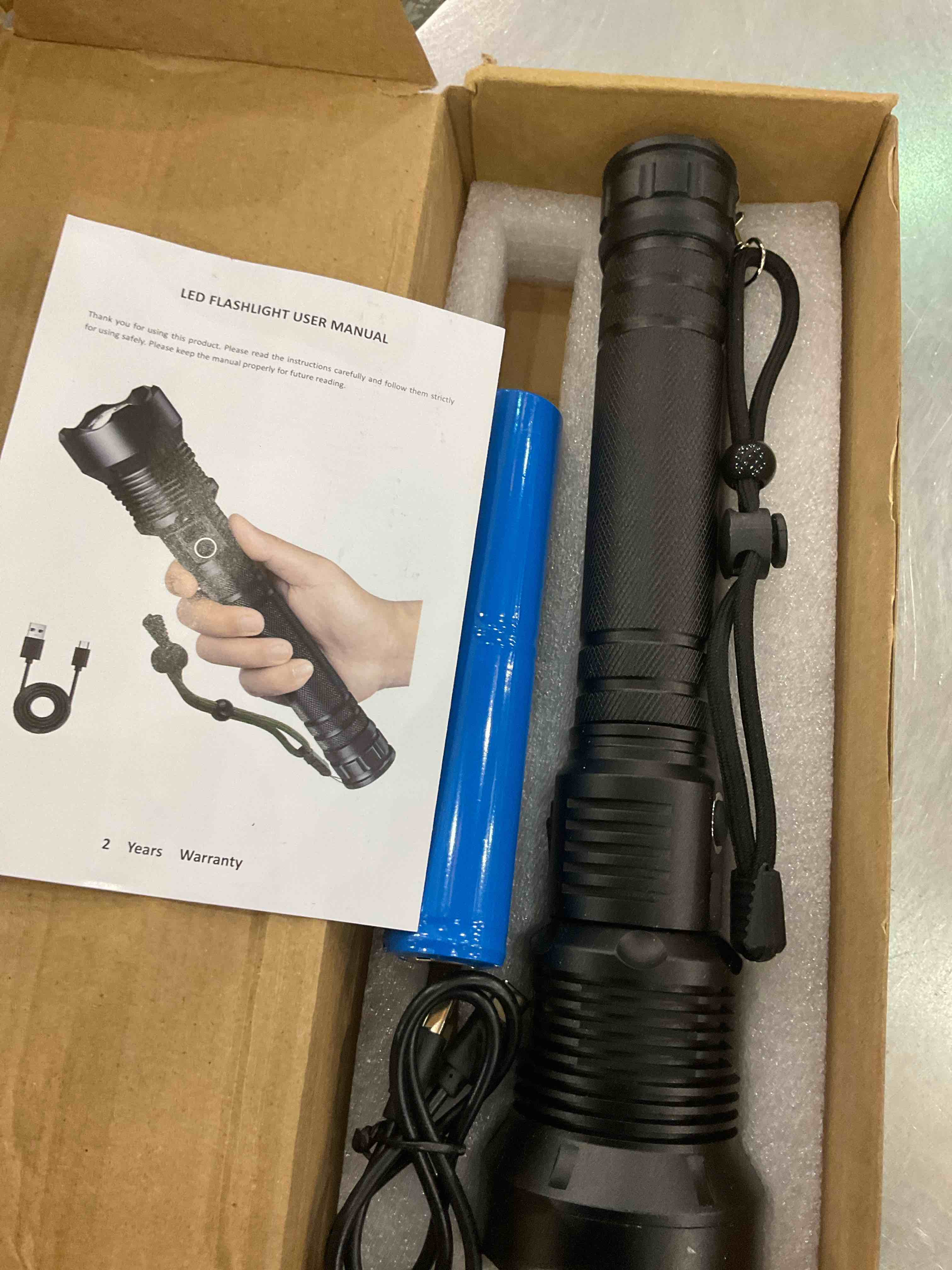 https://s3.amazonaws.com/lotting-images-prod/BargainHunt/EXS01707759_1713878636821.jpeg