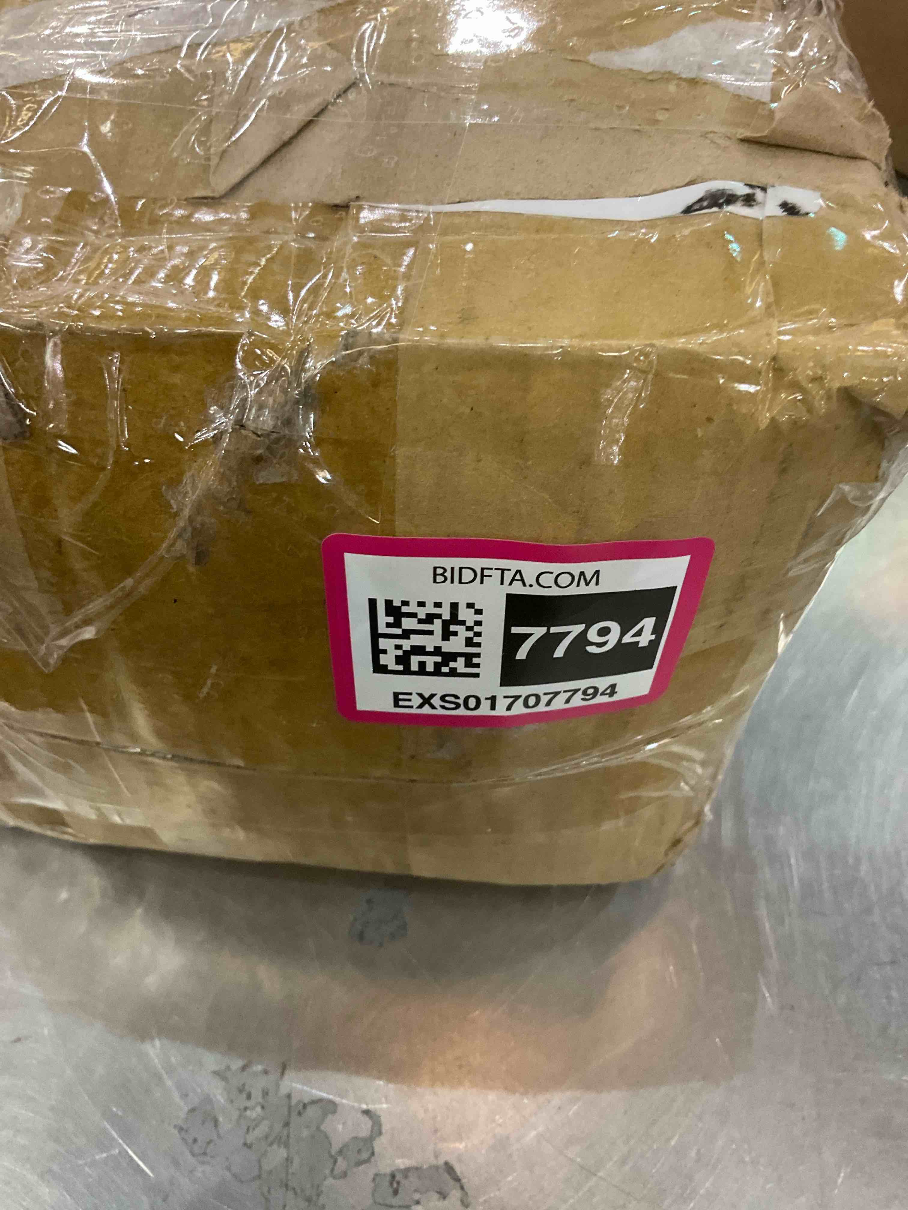 https://s3.amazonaws.com/lotting-images-prod/BargainHunt/EXS01707794_1713887335646.jpeg