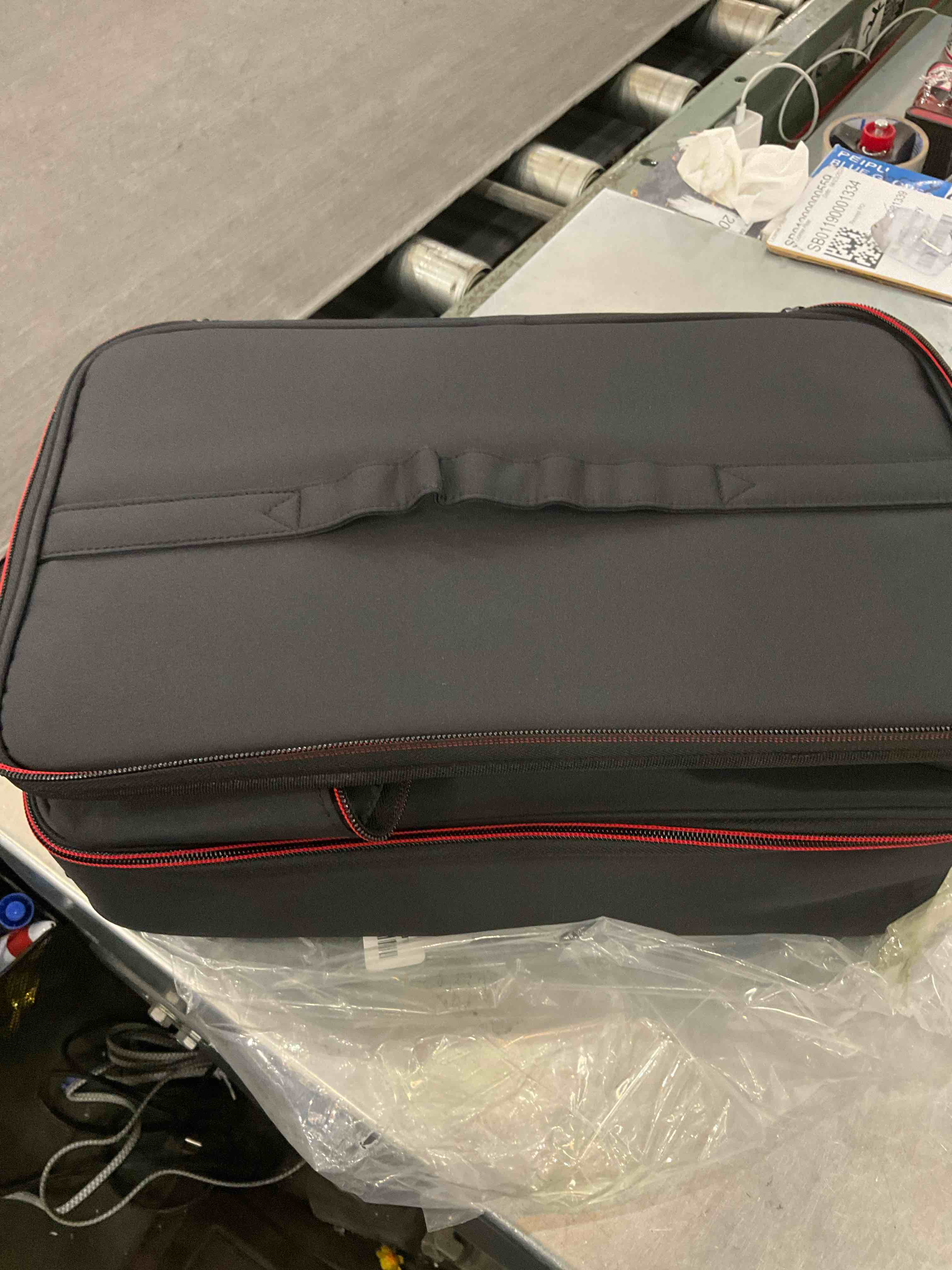 https://s3.amazonaws.com/lotting-images-prod/BargainHunt/EXS01707824_1713898695341.jpeg