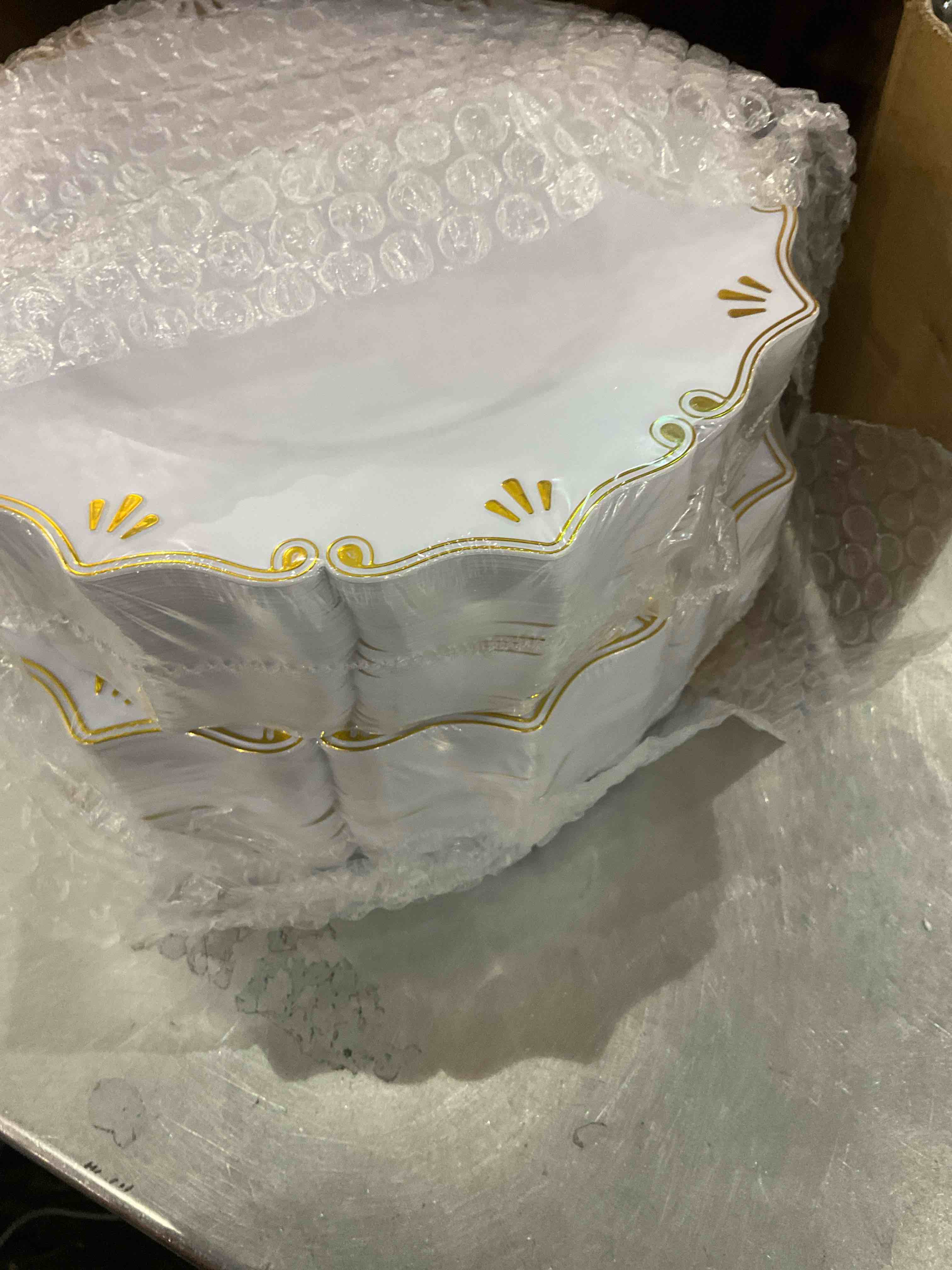 https://s3.amazonaws.com/lotting-images-prod/BargainHunt/EXS01707881_1713965712399.jpeg