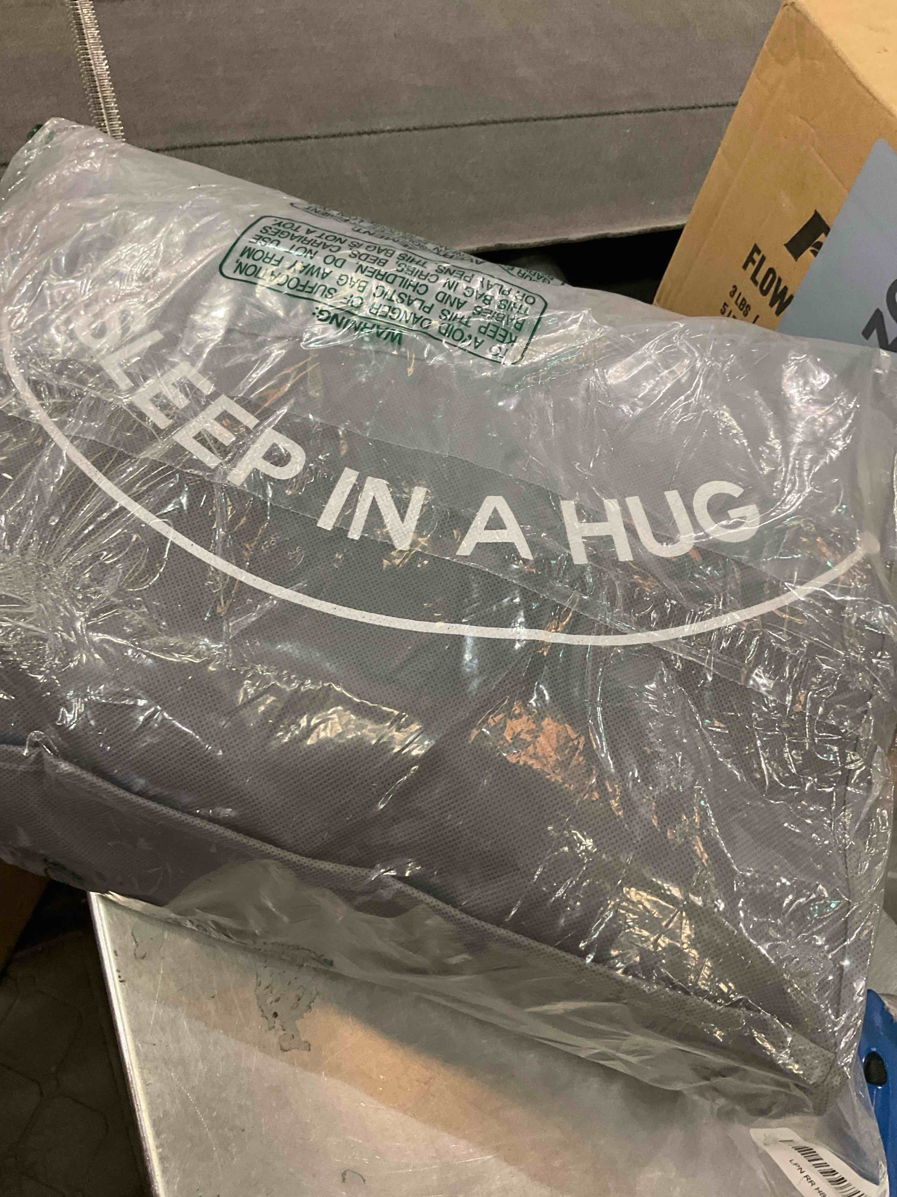 https://s3.amazonaws.com/lotting-images-prod/BargainHunt/EXS01707921_1713978910088.jpeg