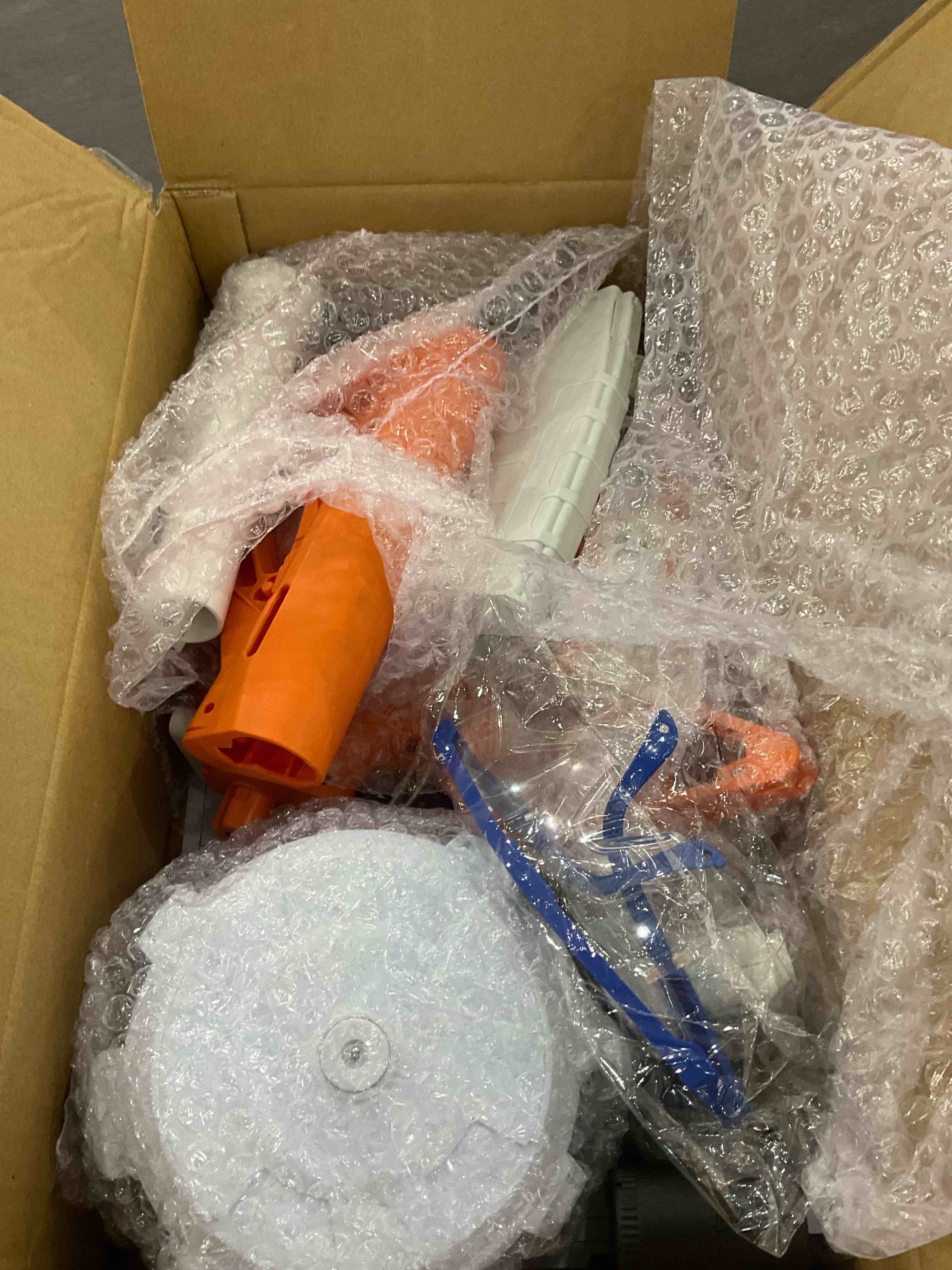 https://s3.amazonaws.com/lotting-images-prod/BargainHunt/EXS01707927_1713980063832.jpeg