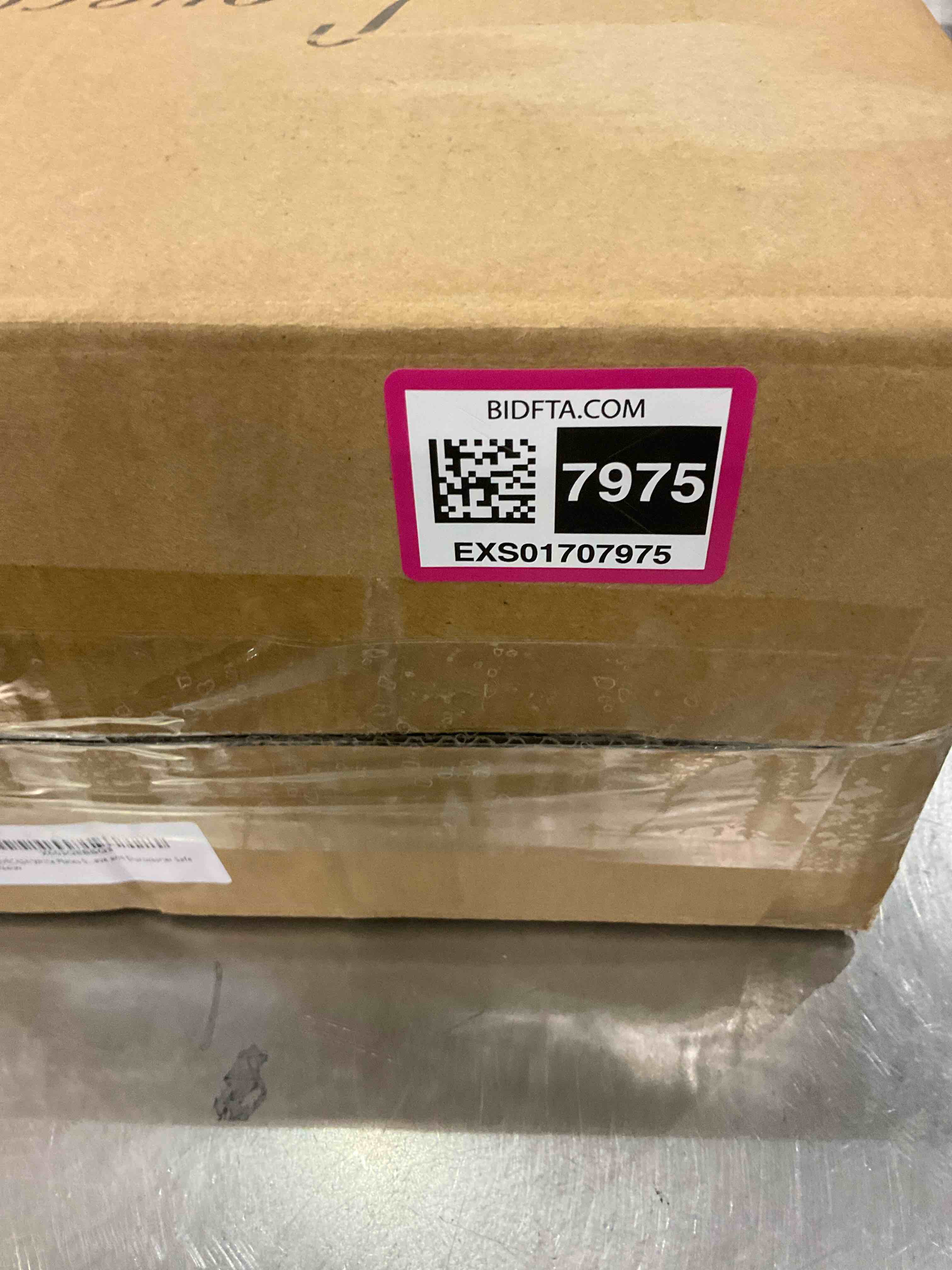 https://s3.amazonaws.com/lotting-images-prod/BargainHunt/EXS01707975_1714047617887.jpeg