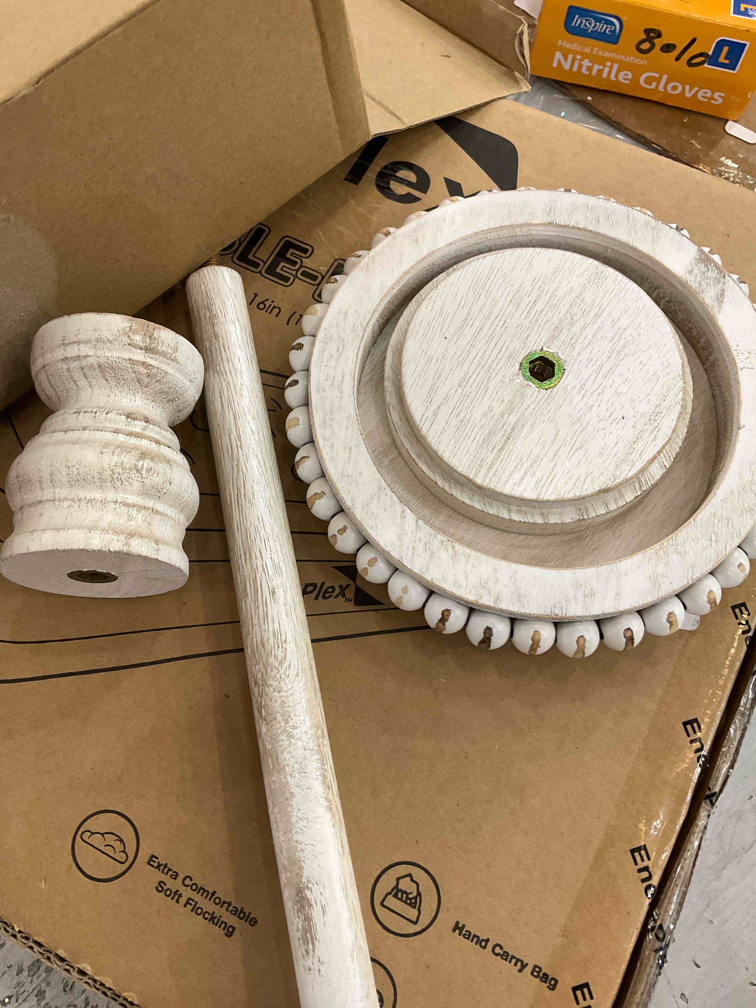 https://s3.amazonaws.com/lotting-images-prod/BargainHunt/EXS01708103_1714582964483.jpeg