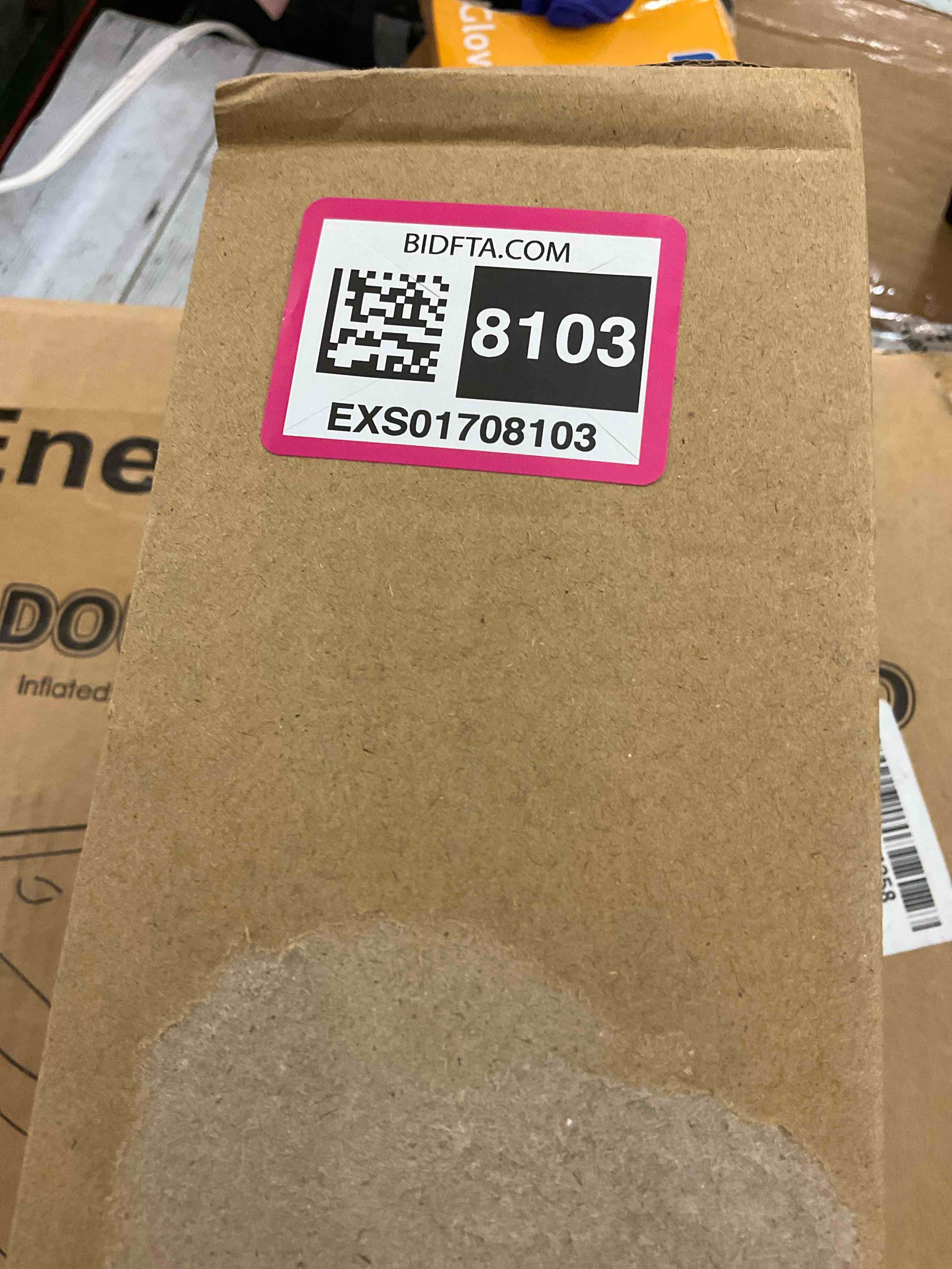 https://s3.amazonaws.com/lotting-images-prod/BargainHunt/EXS01708103_1714583008873.jpeg